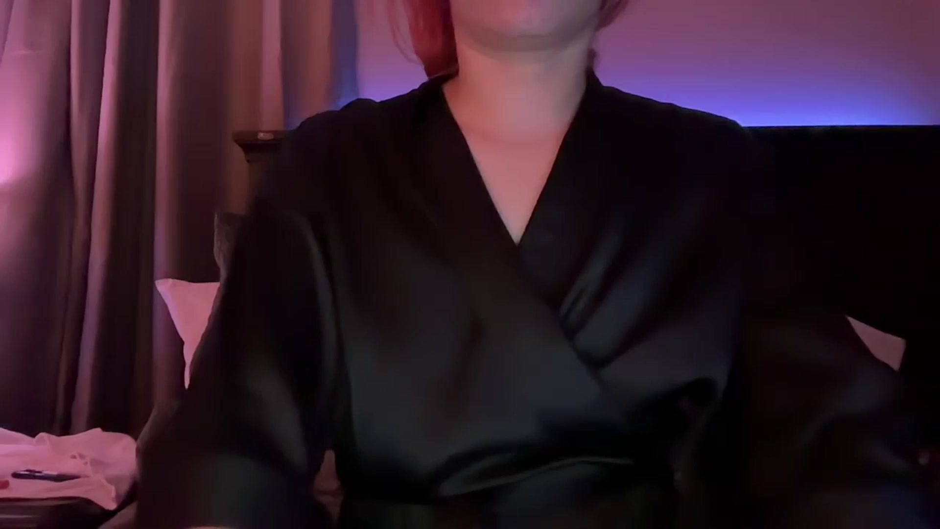 Gallery image thumbnail from EmmyLove's myfreecams stream on, 08/06/2024, 05:17 image 1 of 20