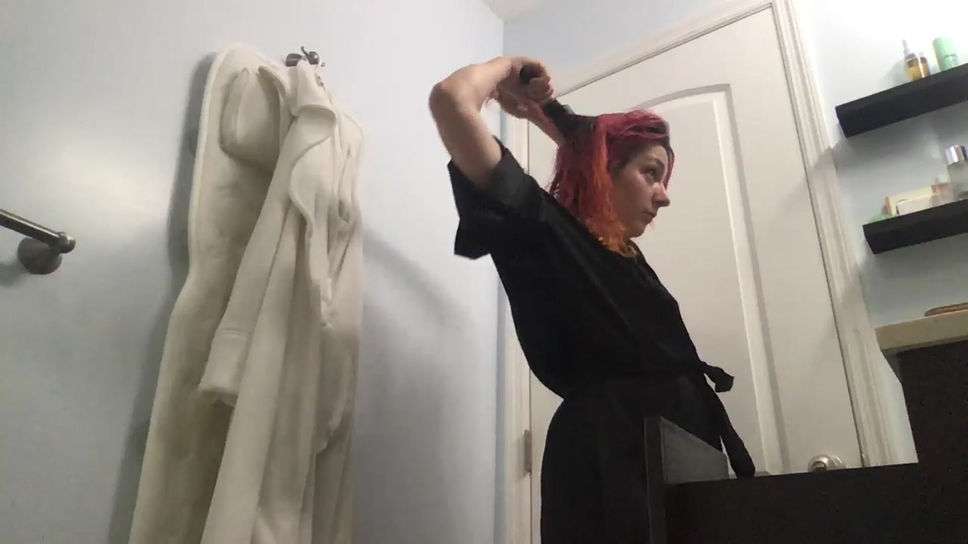Gallery image thumbnail from EmmyLove's myfreecams stream on, 08/08/2024, 04:54 image 17 of 20
