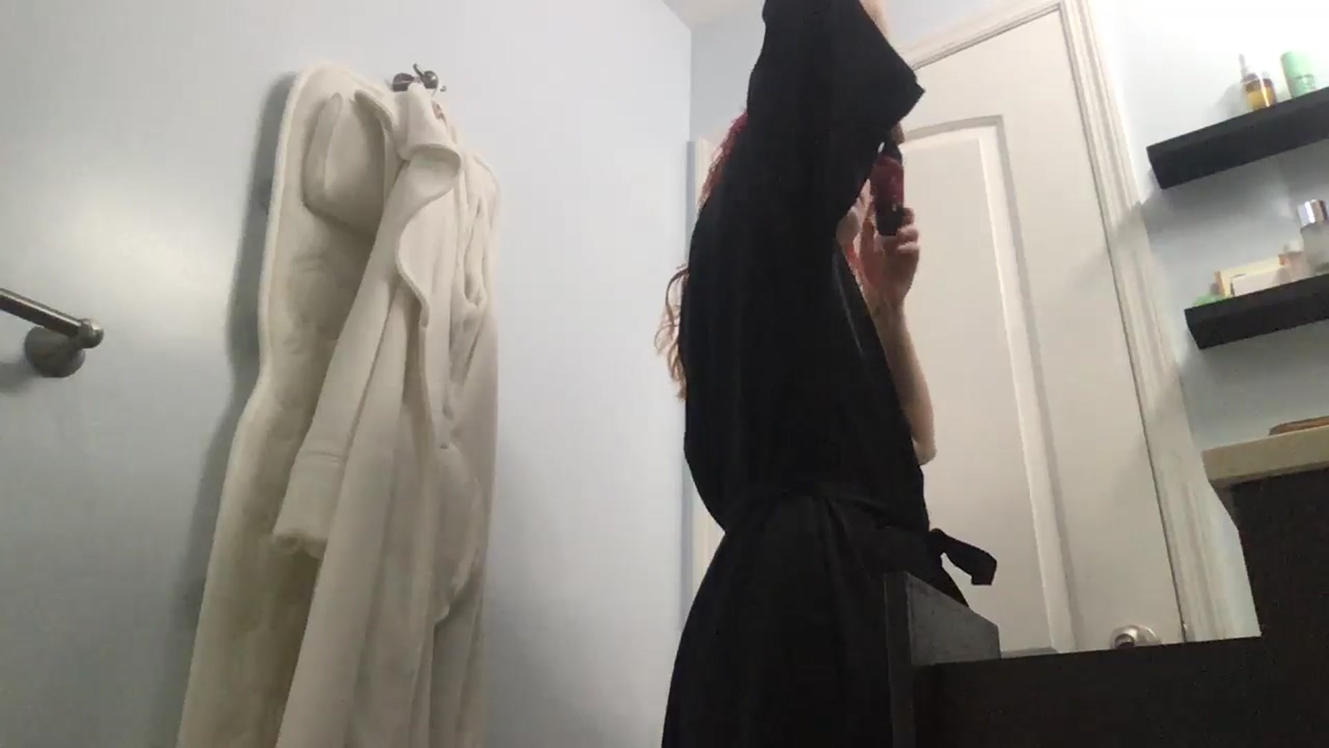Gallery image thumbnail from EmmyLove's myfreecams stream on, 08/08/2024, 04:54 image 16 of 20