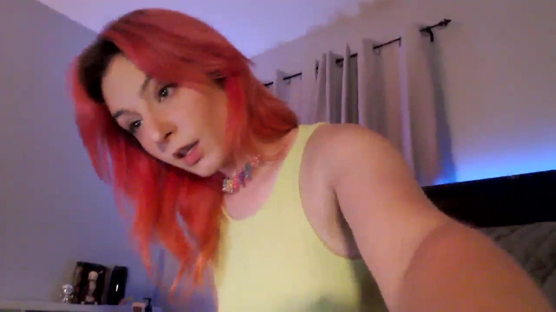 Gallery image thumbnail from EmmyLove's myfreecams stream on, 08/10/2024, 06:28 image 4 of 20