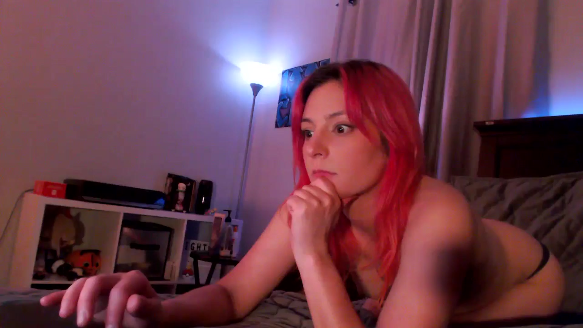 Gallery image thumbnail from EmmyLove's myfreecams stream on, 08/10/2024, 07:35 image 14 of 20