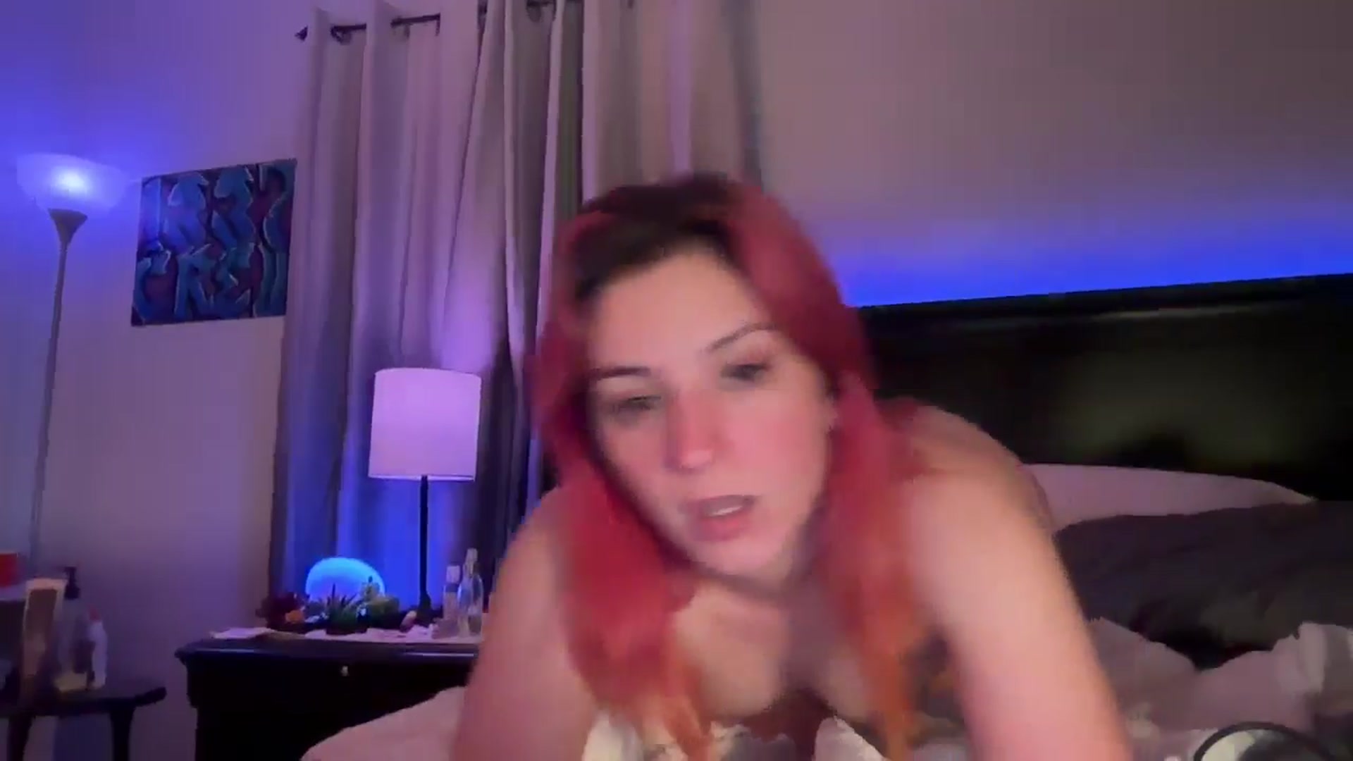 Gallery image thumbnail from EmmyLove's myfreecams stream on, 08/15/2024, 07:19 image 5 of 20