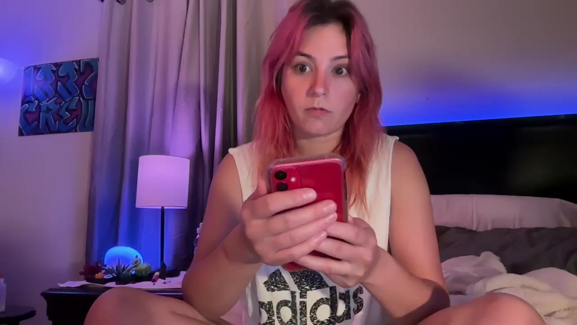 Gallery image thumbnail from EmmyLove's myfreecams stream on, 08/17/2024, 05:23 image 18 of 20