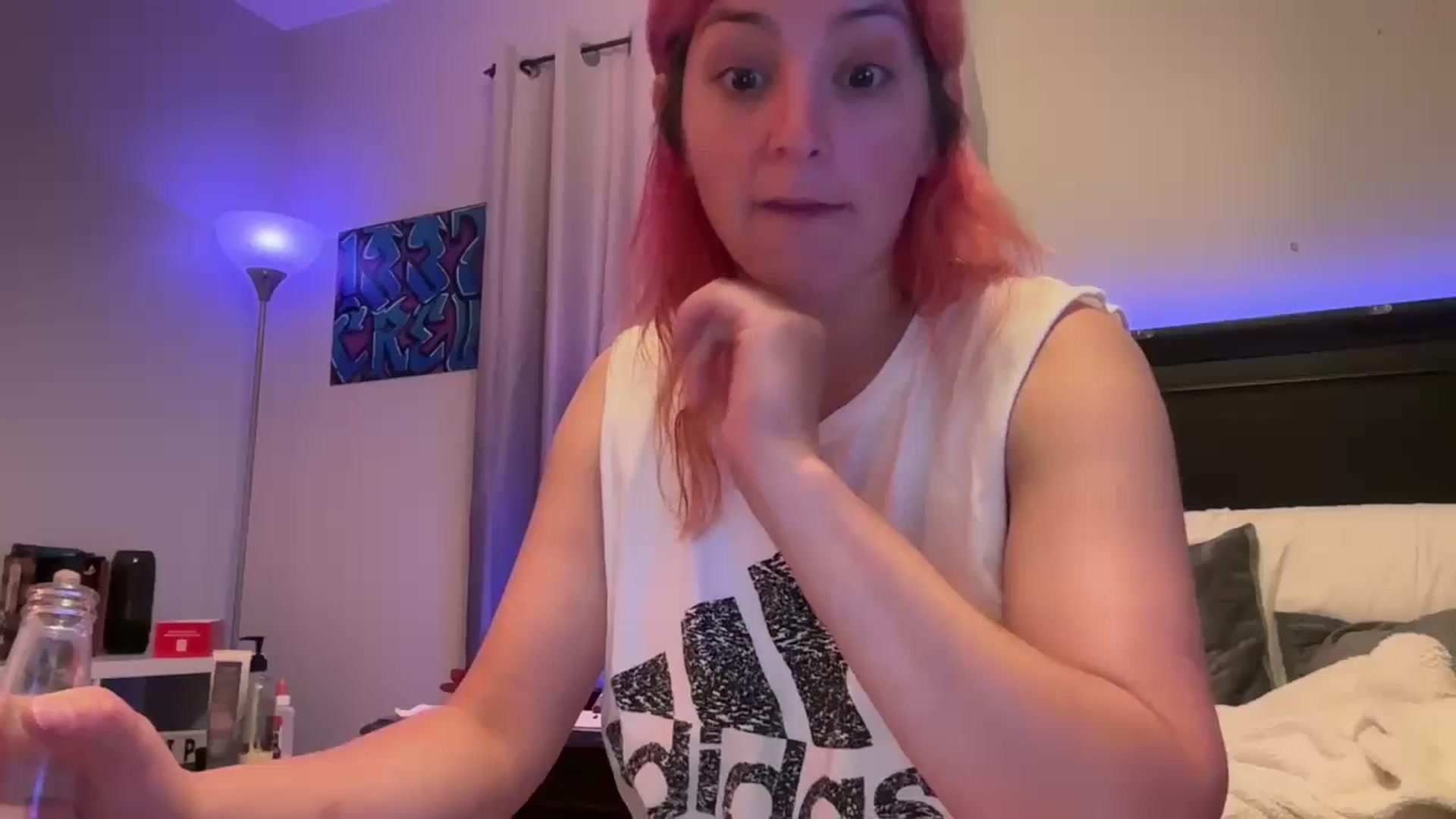 Gallery image thumbnail from EmmyLove's myfreecams stream on, 08/17/2024, 05:23 image 10 of 20
