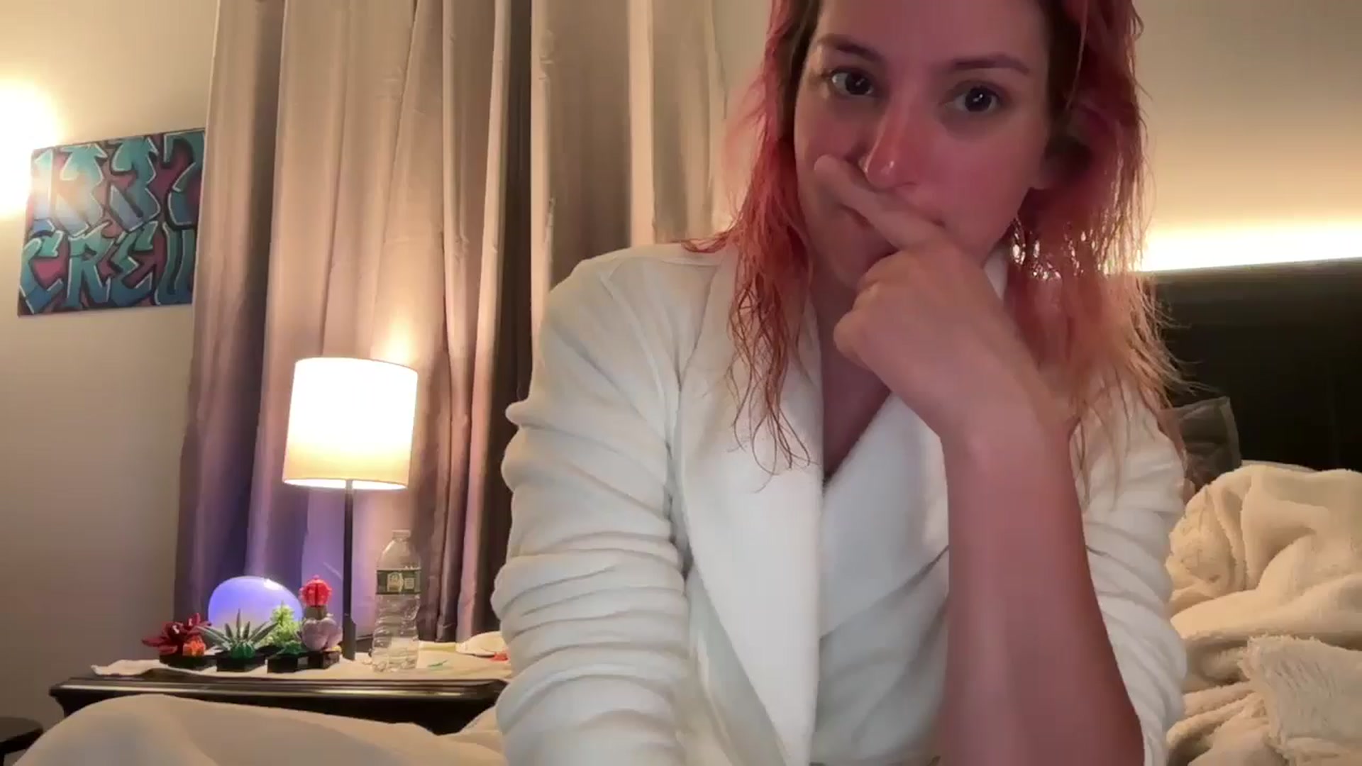 Gallery image thumbnail from EmmyLove's myfreecams stream on, 08/29/2024, 06:56 image 6 of 20