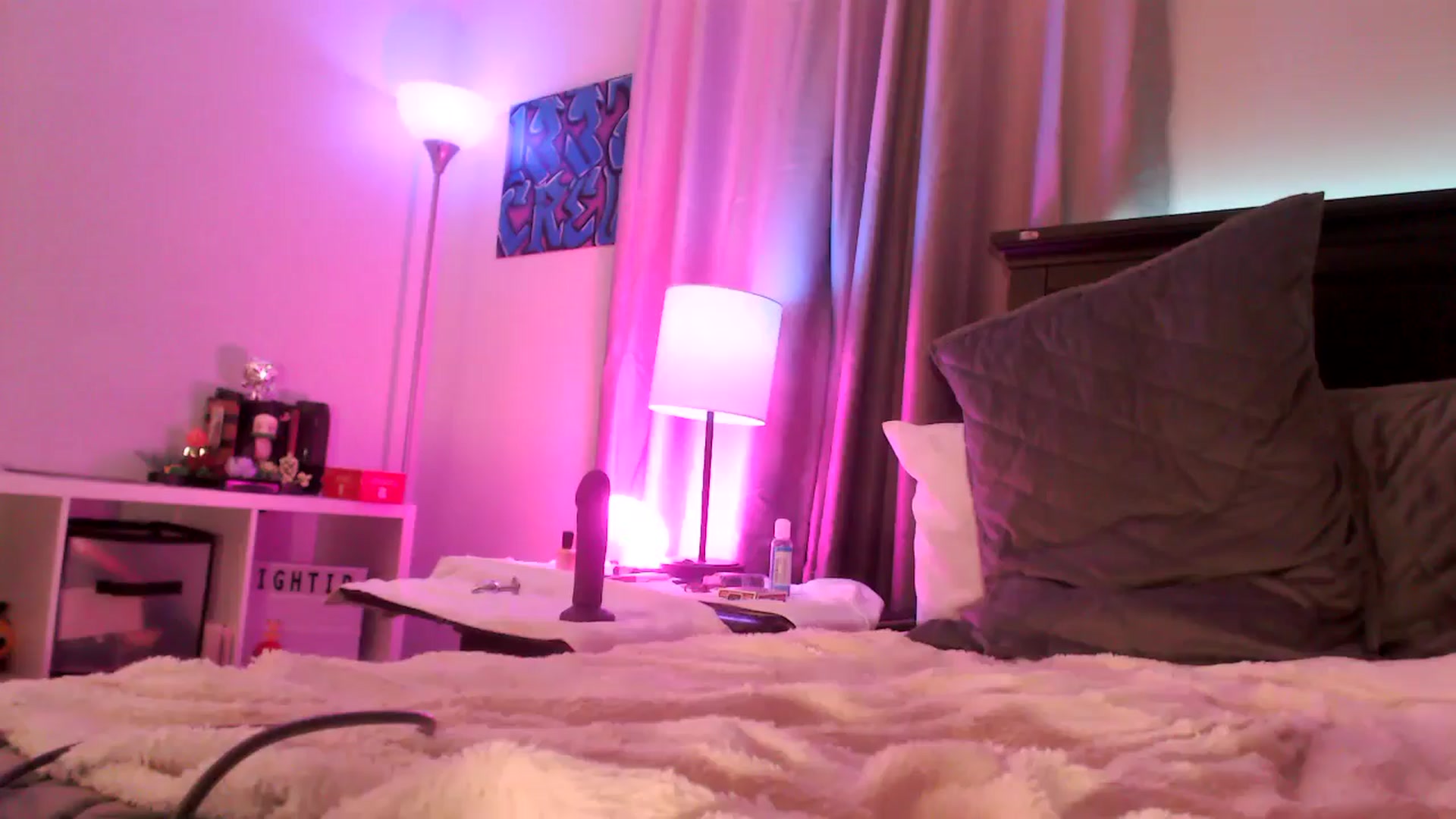Gallery image thumbnail from EmmyLove's myfreecams stream on, 09/01/2024, 05:31 image 1 of 20