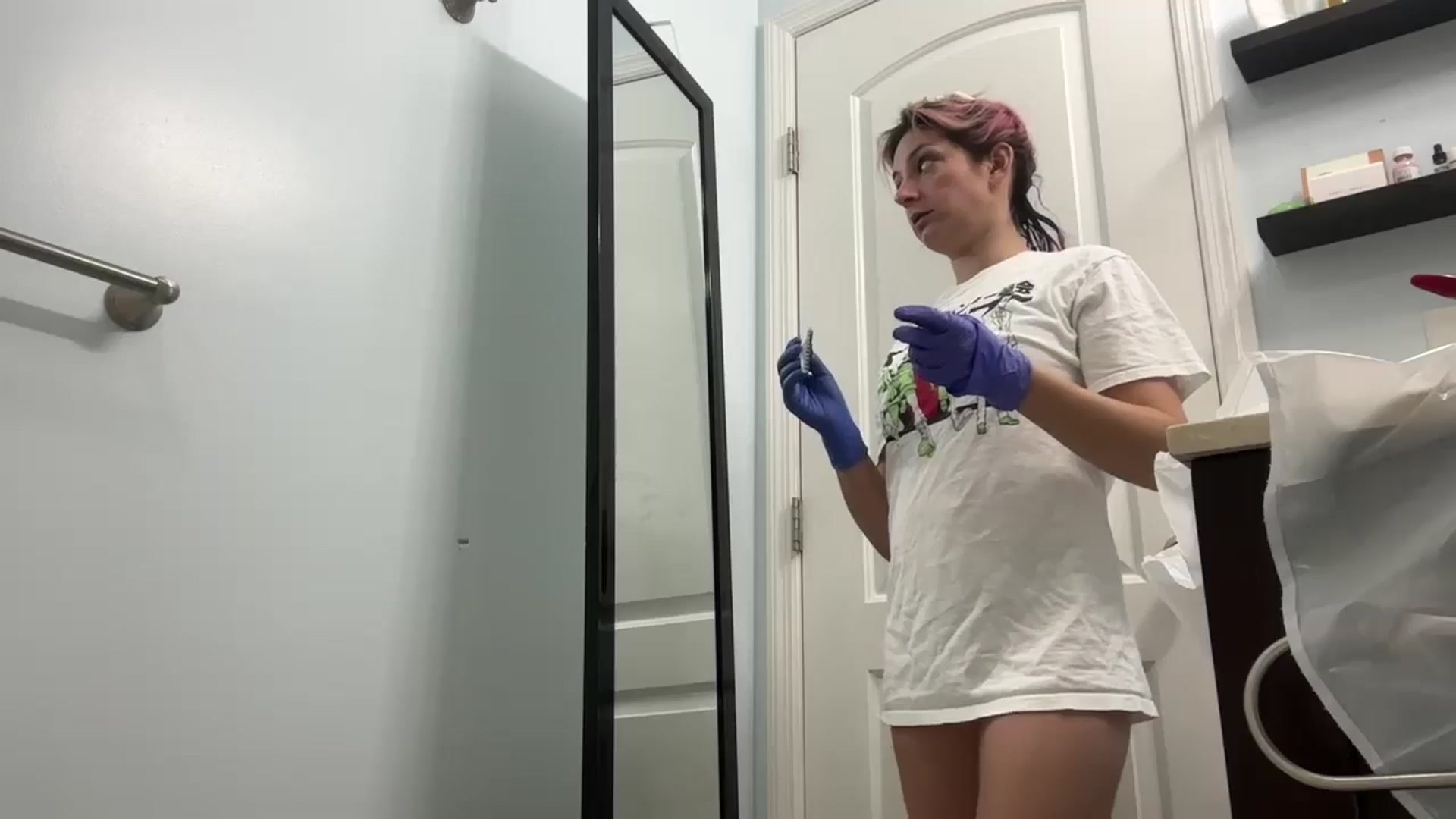 Gallery image thumbnail from EmmyLove's myfreecams stream on, 09/11/2024, 06:34 image 3 of 20
