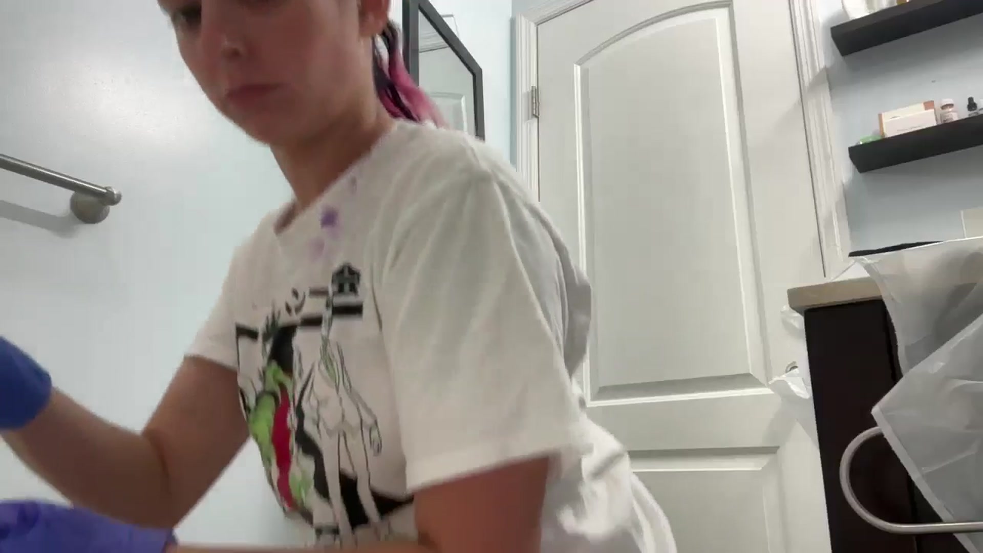 Gallery image thumbnail from EmmyLove's myfreecams stream on, 09/11/2024, 06:34 image 6 of 20