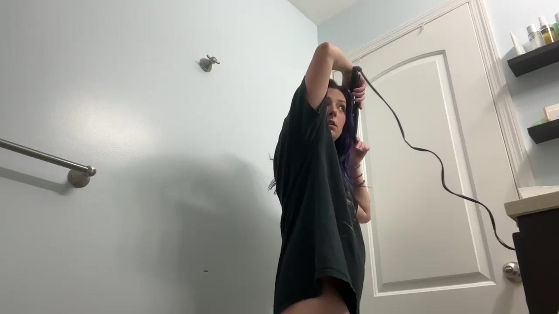 Gallery image thumbnail from EmmyLove's myfreecams stream on, 09/12/2024, 05:10 image 19 of 20