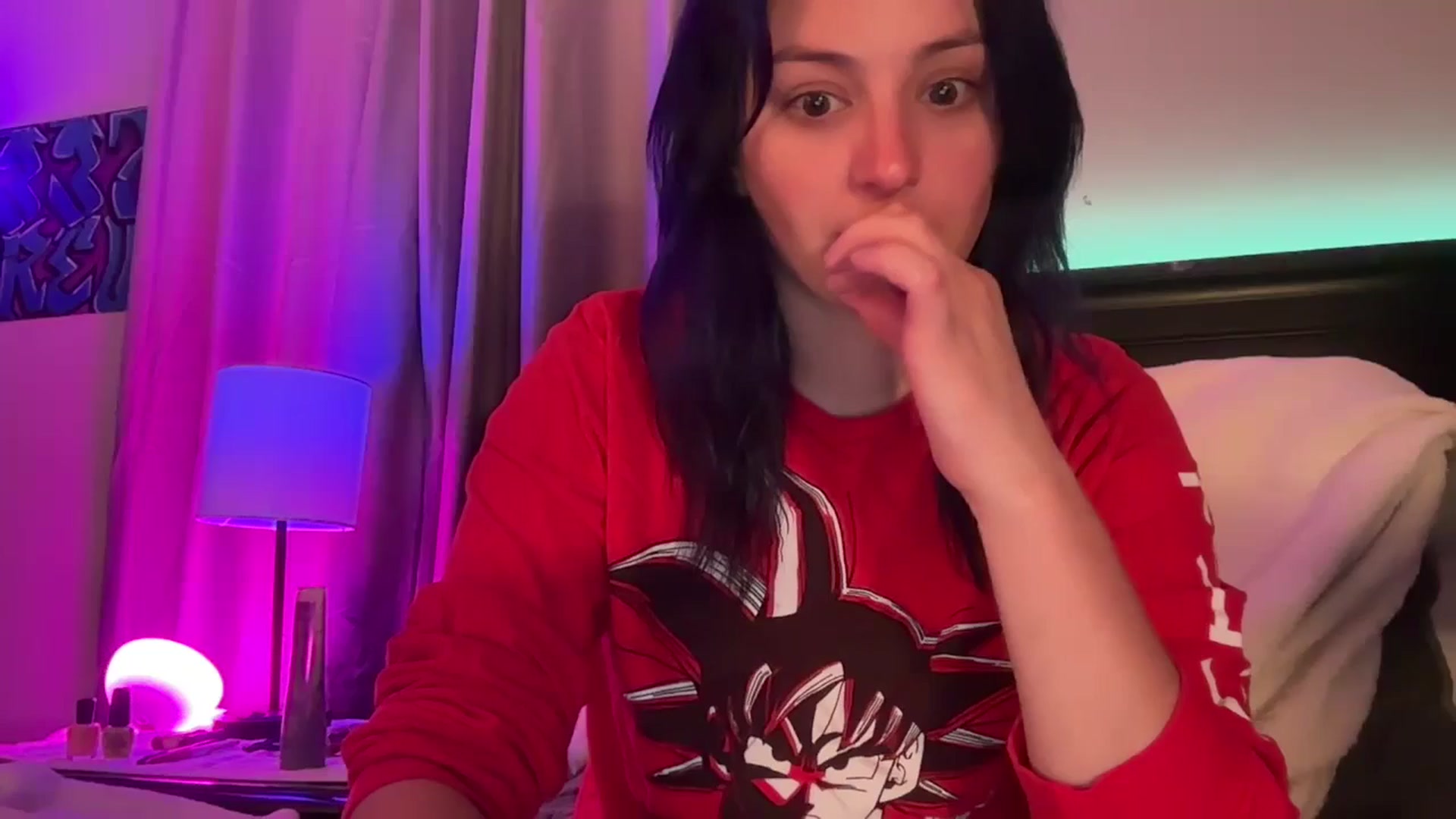 Gallery image thumbnail from EmmyLove's myfreecams stream on, 09/14/2024, 07:39 image 8 of 20