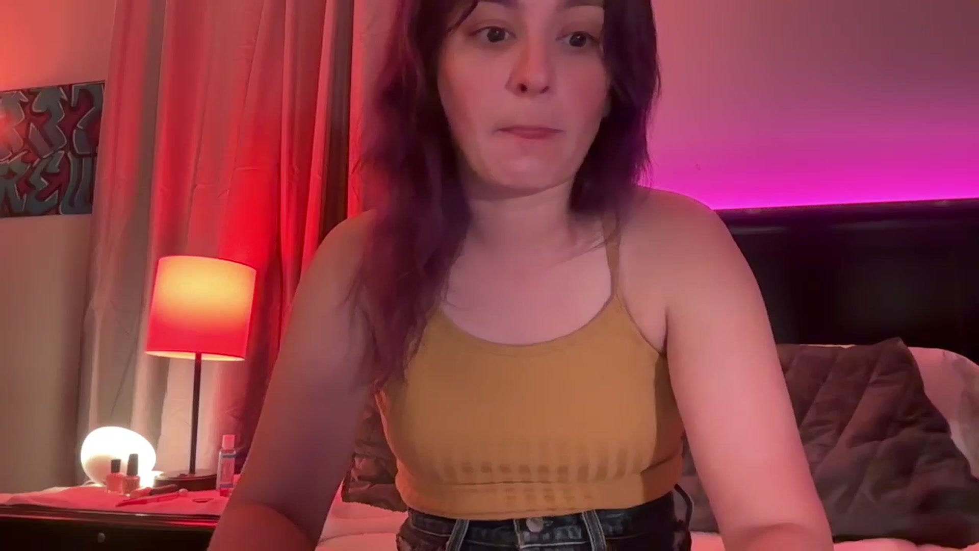 Gallery image thumbnail from EmmyLove's myfreecams stream on, 10/01/2024, 06:13 image 8 of 20