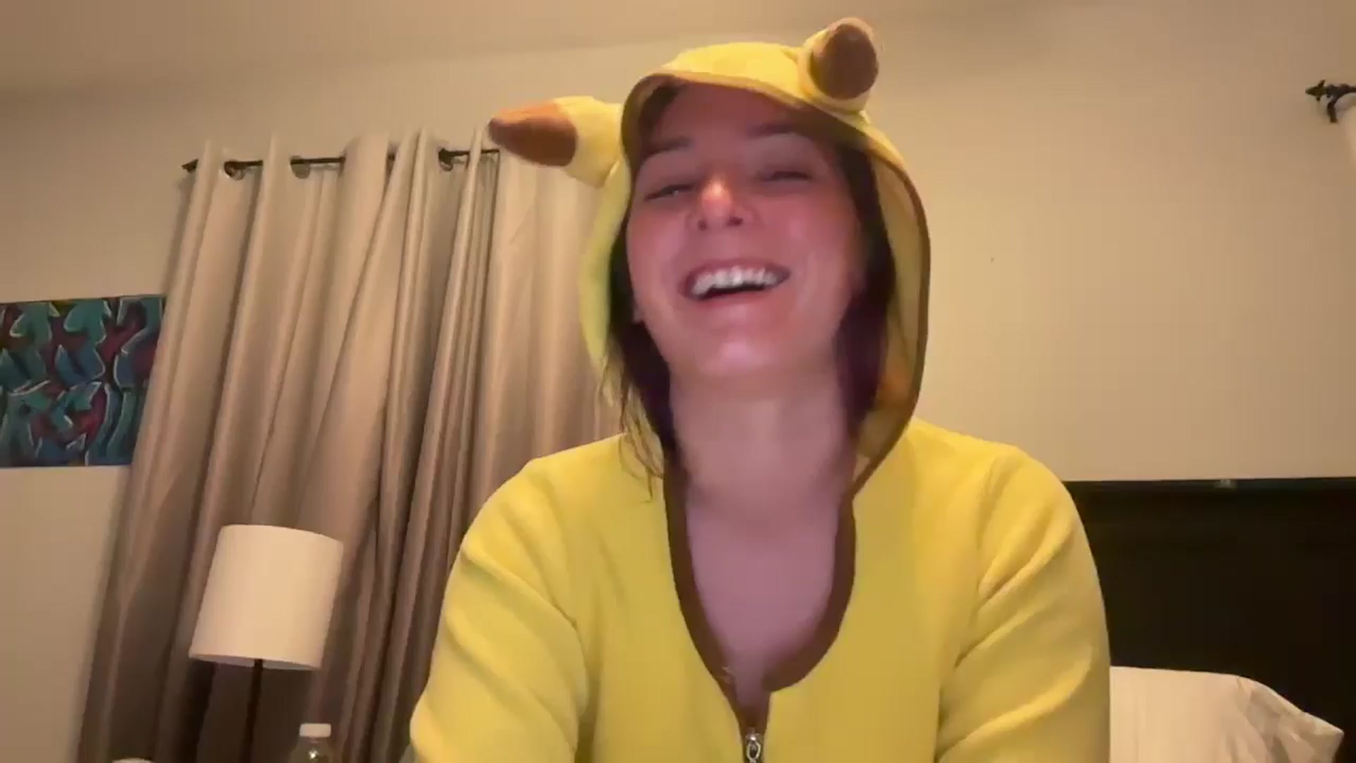 Gallery image thumbnail from EmmyLove's myfreecams stream on, 10/03/2024, 05:29 image 2 of 20