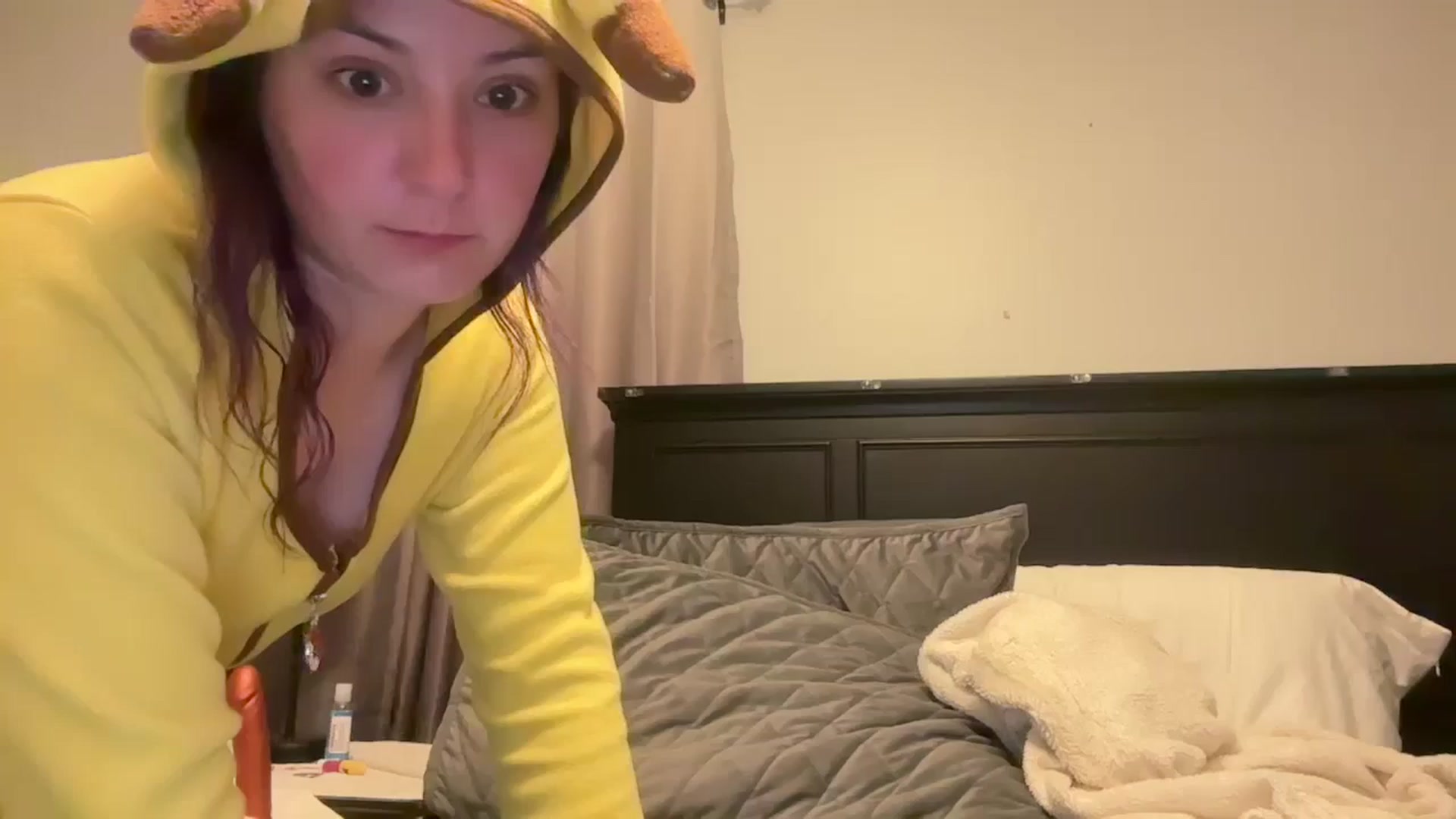 Gallery image thumbnail from EmmyLove's myfreecams stream on, 10/03/2024, 05:29 image 20 of 20