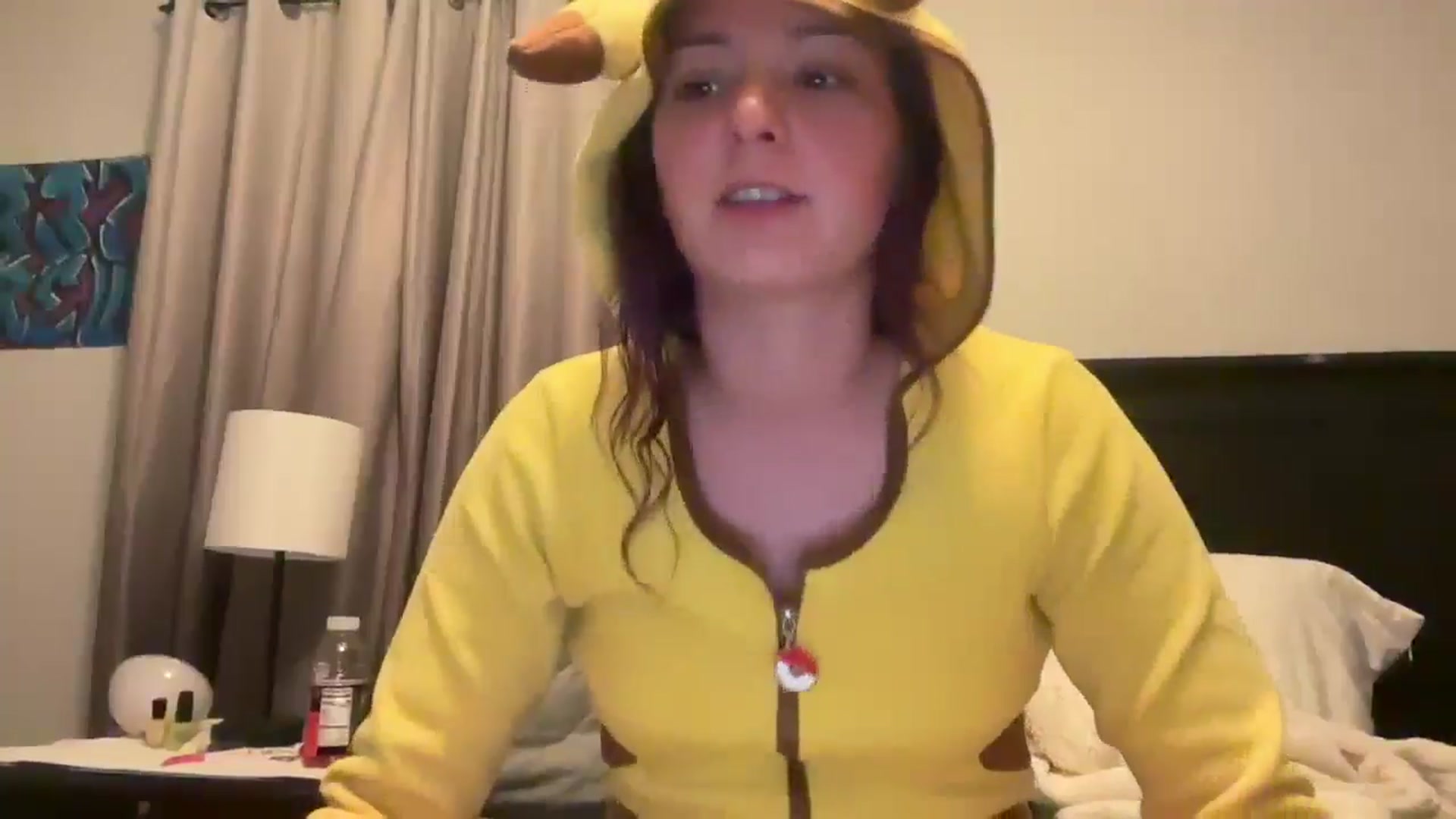 Gallery image thumbnail from EmmyLove's myfreecams stream on, 10/03/2024, 05:29 image 15 of 20