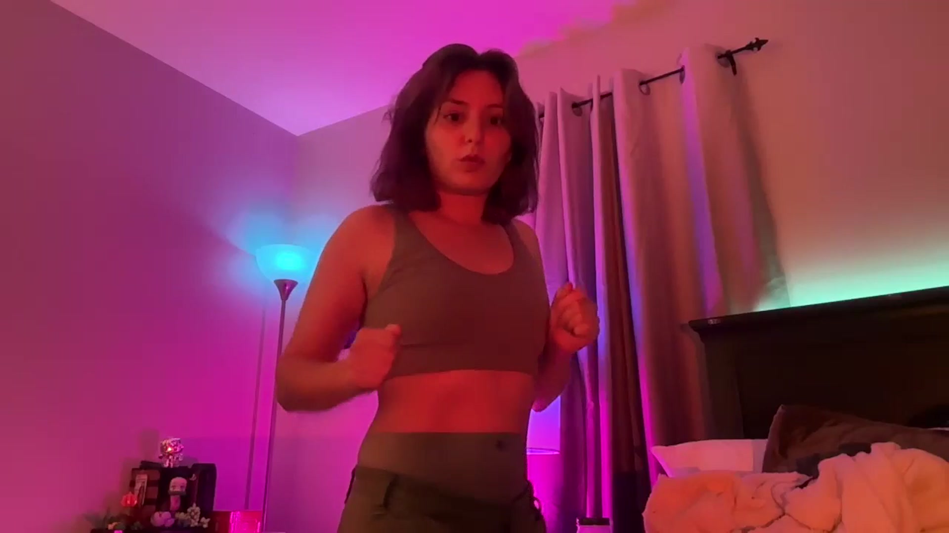 Gallery image thumbnail from EmmyLove's myfreecams stream on, 10/16/2024, 06:09 image 3 of 20