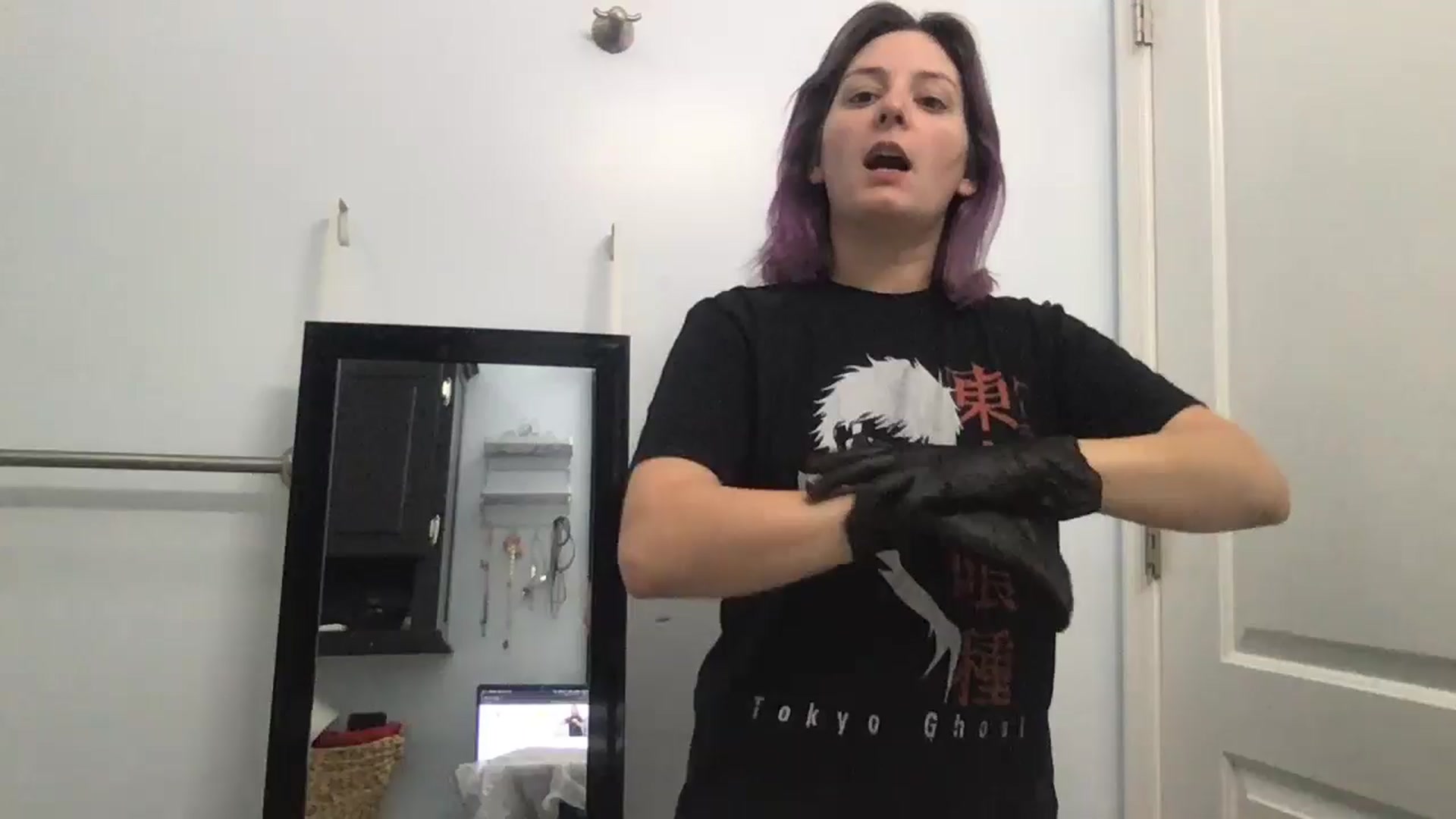 Gallery image thumbnail from EmmyLove's myfreecams stream on, 10/25/2024, 06:45 image 5 of 20