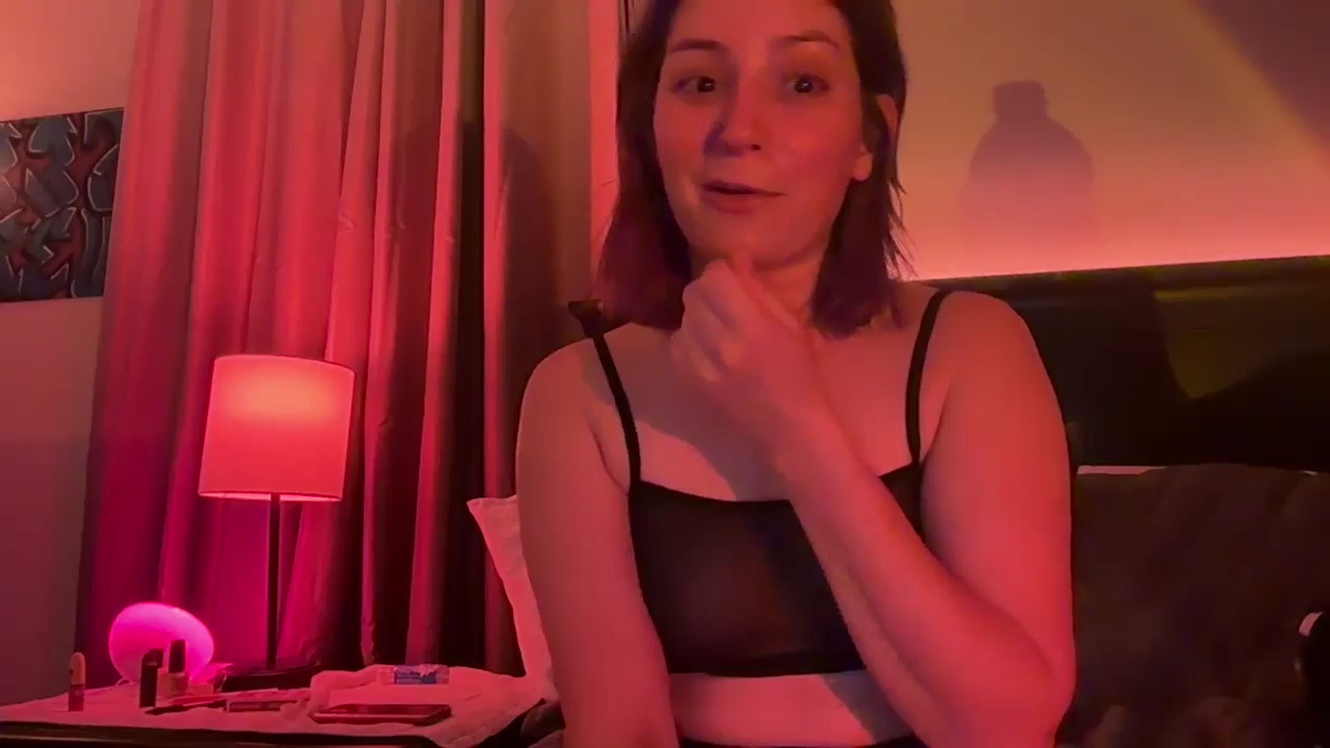 Gallery image thumbnail from EmmyLove's myfreecams stream on, 11/07/2024, 07:51 image 9 of 20
