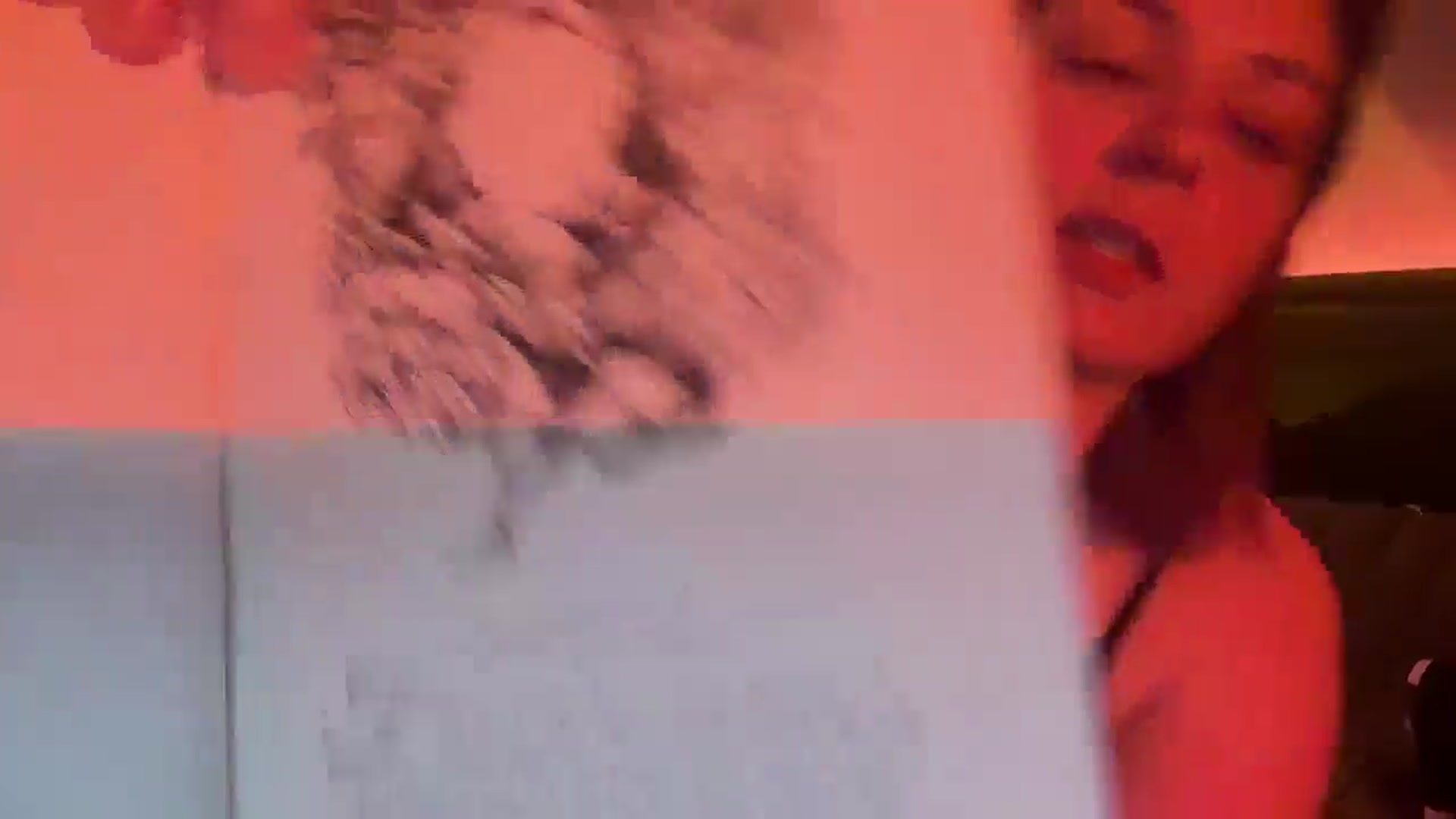 Gallery image thumbnail from EmmyLove's myfreecams stream on, 11/07/2024, 07:51 image 17 of 20