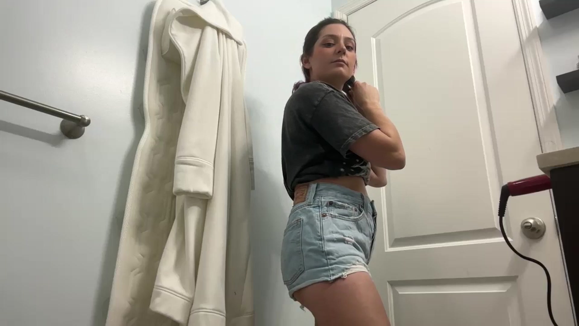 Gallery image thumbnail from EmmyLove's myfreecams stream on, 11/08/2024, 06:40 image 5 of 20