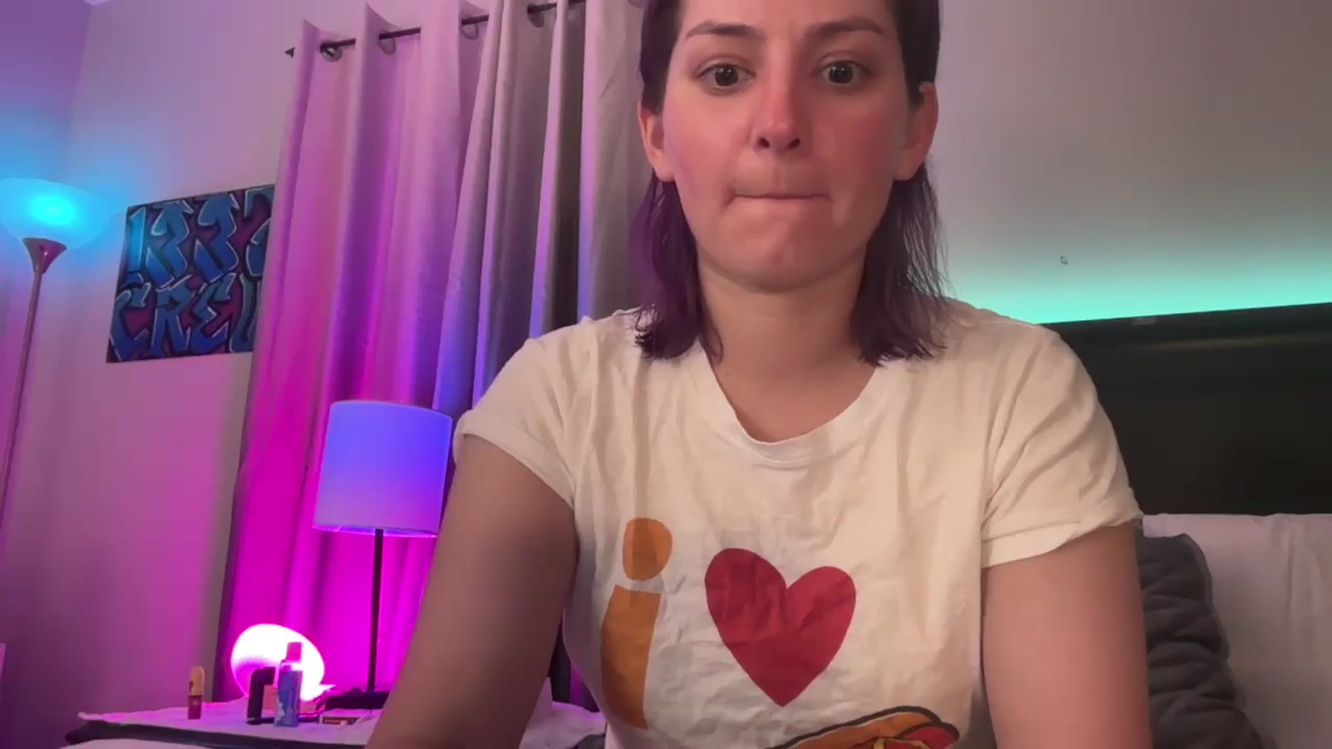 Gallery image thumbnail from EmmyLove's myfreecams stream on, 11/09/2024, 06:07 image 10 of 20
