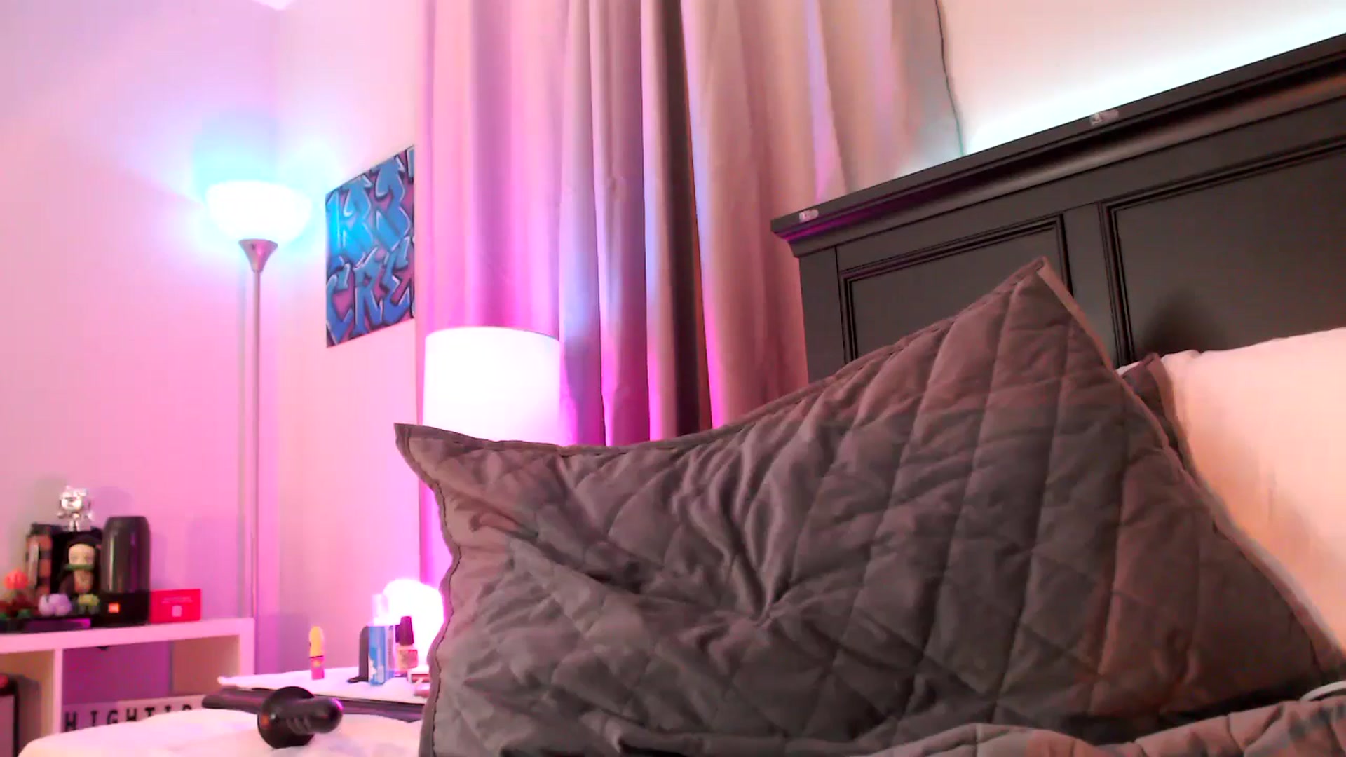 Gallery image thumbnail from EmmyLove's myfreecams stream on, 11/09/2024, 06:49 image 6 of 20