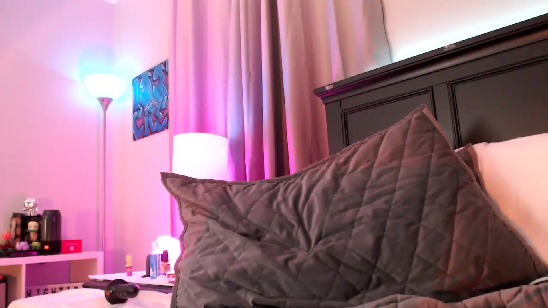 Gallery image thumbnail from EmmyLove's myfreecams stream on, 11/09/2024, 06:49 image 3 of 20