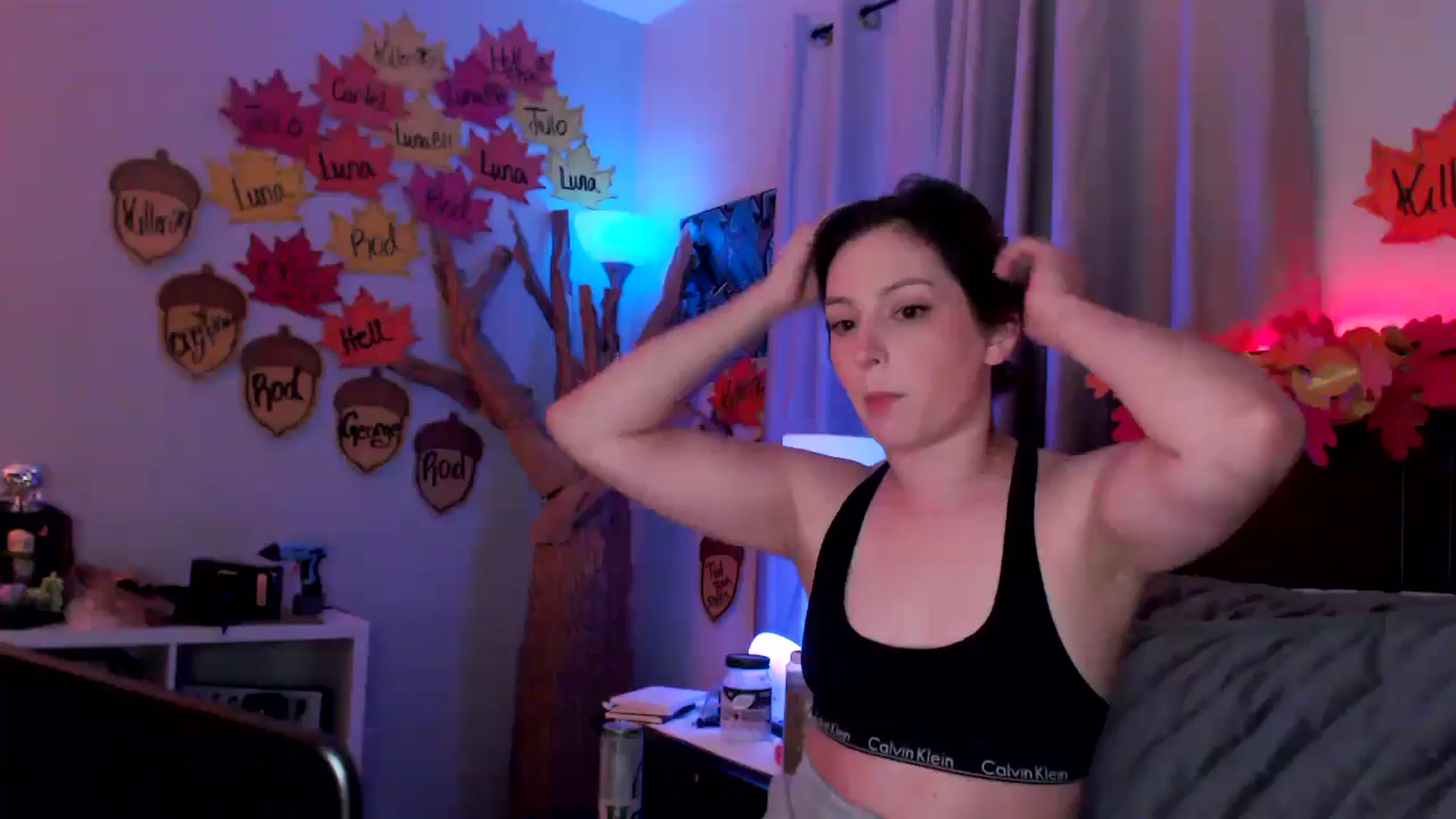 Gallery image thumbnail from EmmyLove's myfreecams stream on, 12/06/2024, 06:41 image 9 of 20
