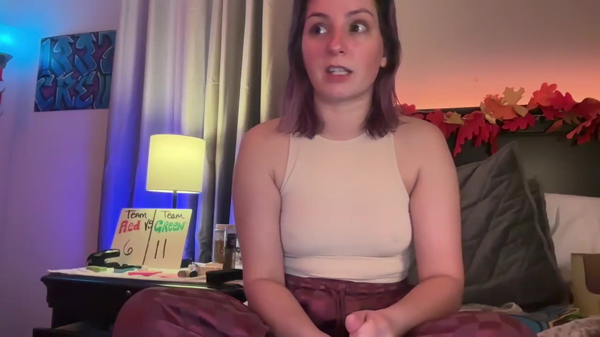 Gallery image thumbnail from EmmyLove's myfreecams stream on, 12/13/2024, 06:33 image 2 of 20