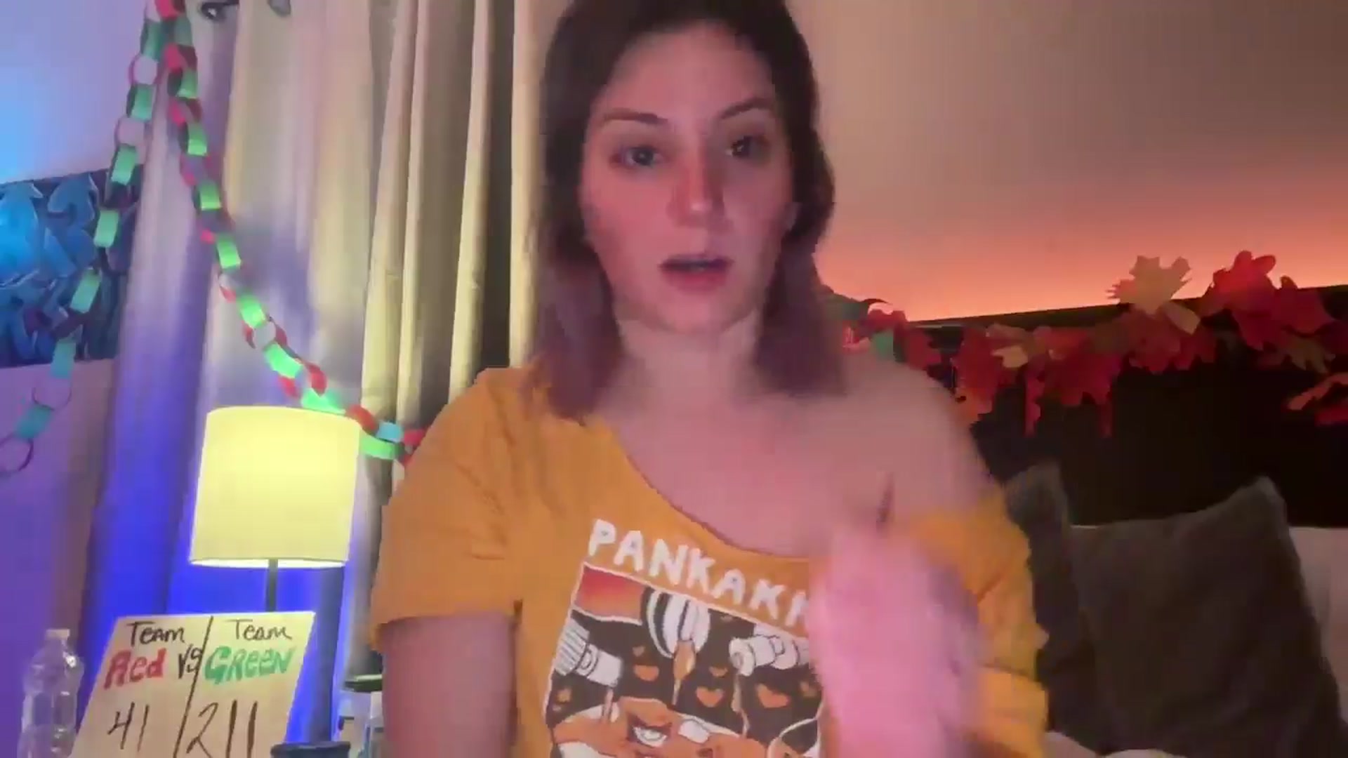 Gallery image thumbnail from EmmyLove's myfreecams stream on, 12/15/2024, 07:39 image 4 of 20