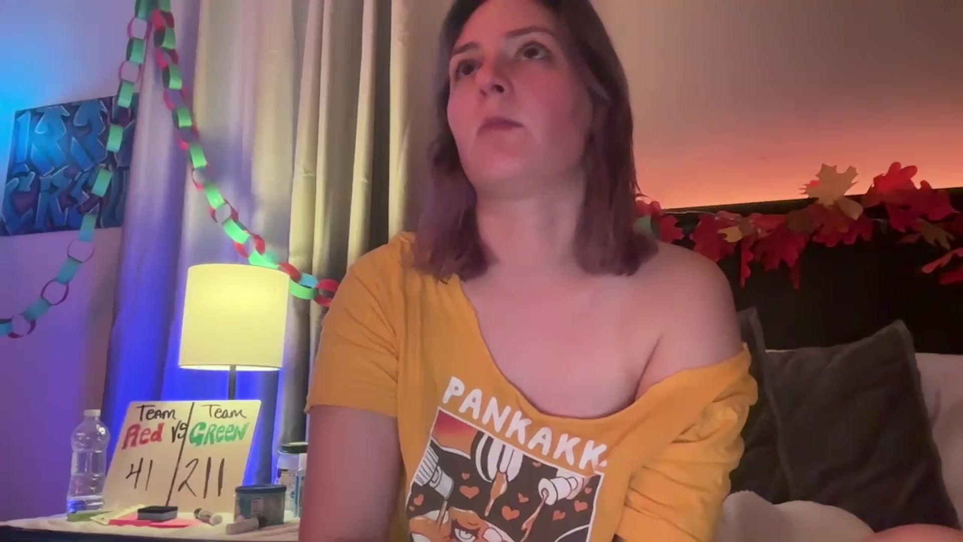 Gallery image thumbnail from EmmyLove's myfreecams stream on, 12/15/2024, 07:39 image 8 of 20