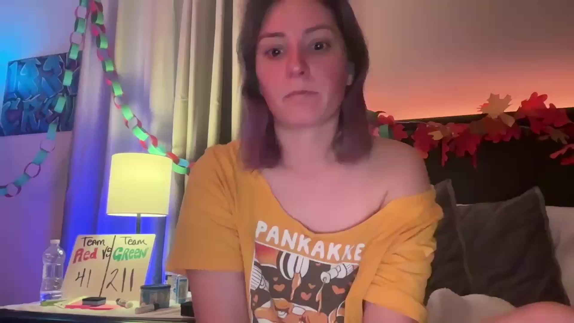 Gallery image thumbnail from EmmyLove's myfreecams stream on, 12/15/2024, 07:39 image 11 of 20
