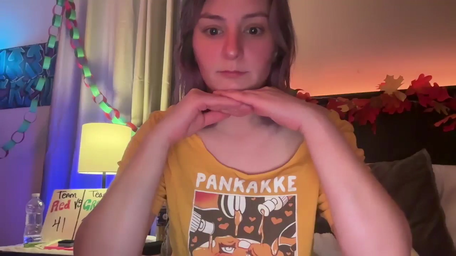 Gallery image thumbnail from EmmyLove's myfreecams stream on, 12/15/2024, 07:39 image 7 of 20