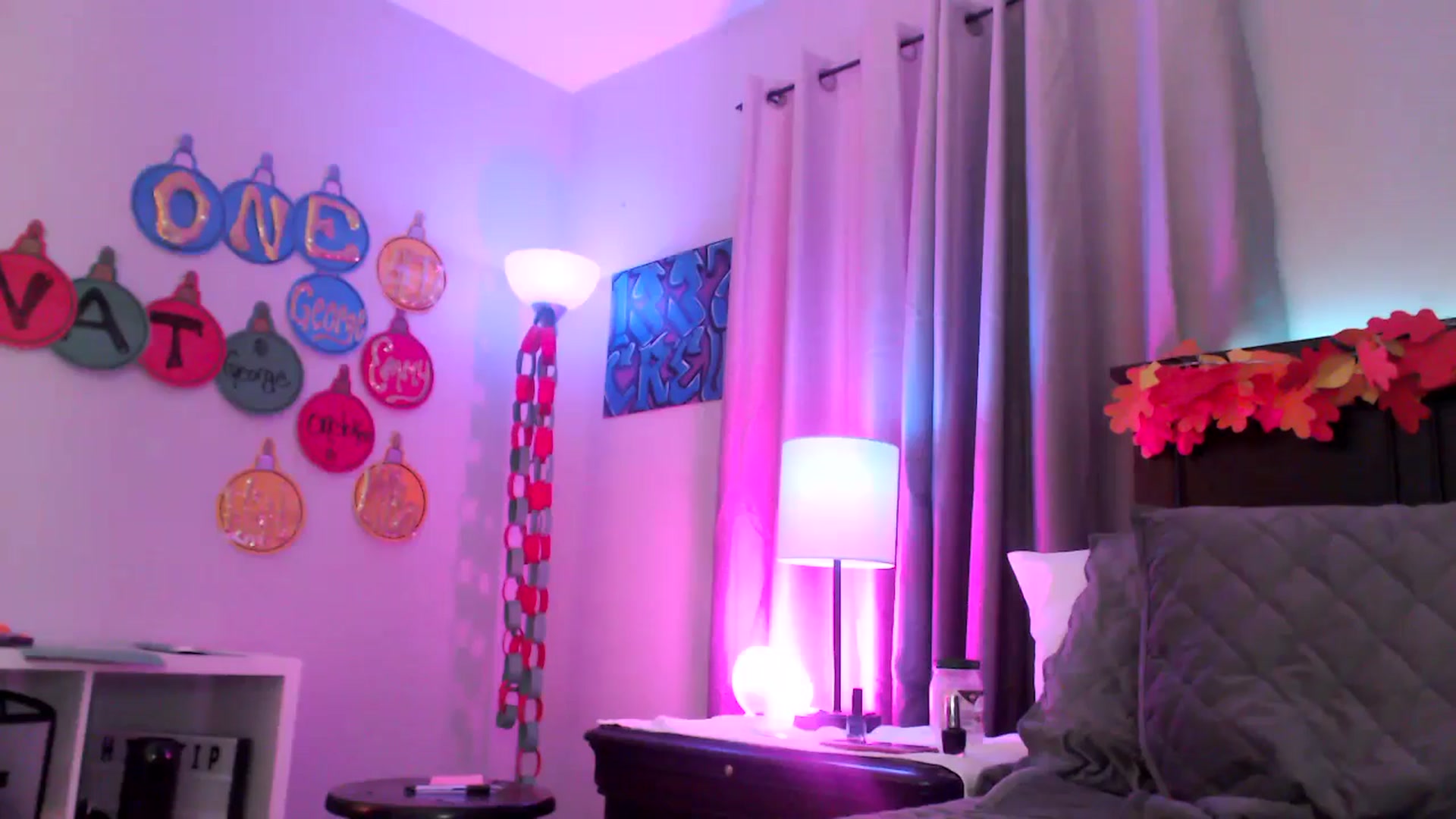 Gallery image thumbnail from EmmyLove's myfreecams stream on, 01/15/2025, 07:34 image 7 of 20