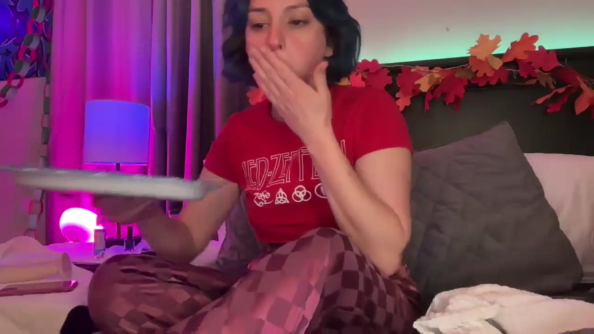 Gallery image thumbnail from EmmyLove's myfreecams stream on, 01/16/2025, 08:04 image 13 of 20