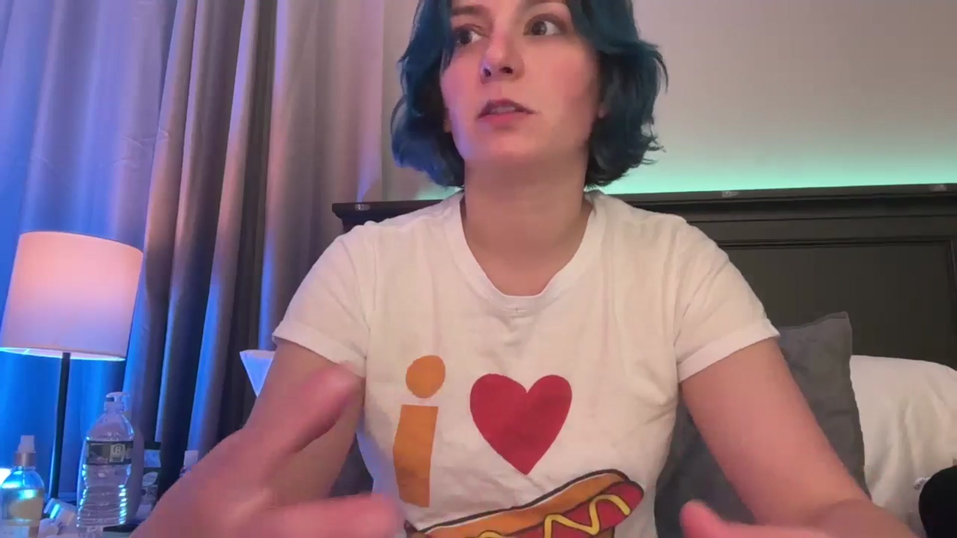 Gallery image thumbnail from EmmyLove's myfreecams stream on, 01/29/2025, 05:58 image 2 of 20