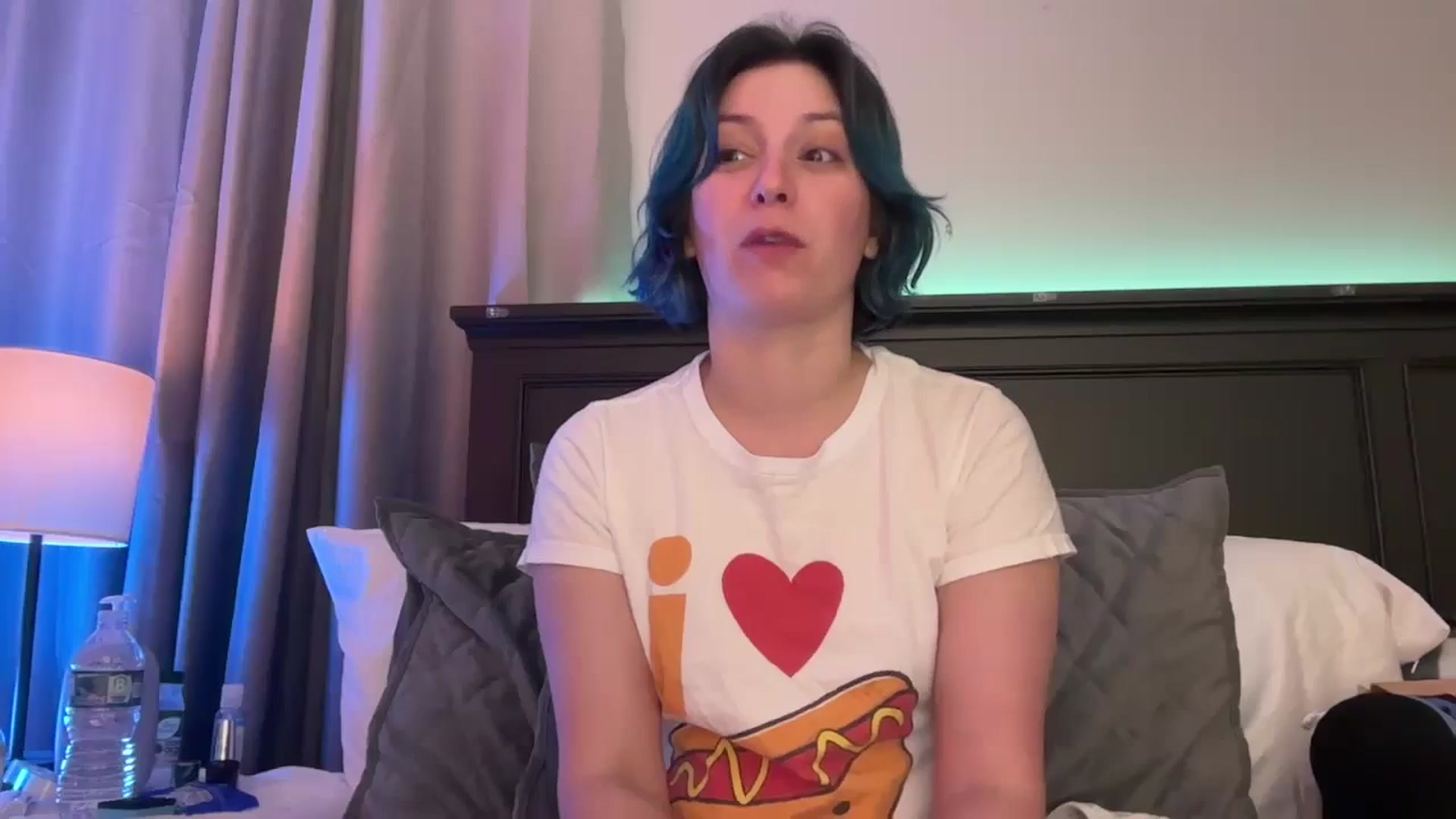 Gallery image thumbnail from EmmyLove's myfreecams stream on, 01/29/2025, 06:15 image 16 of 20