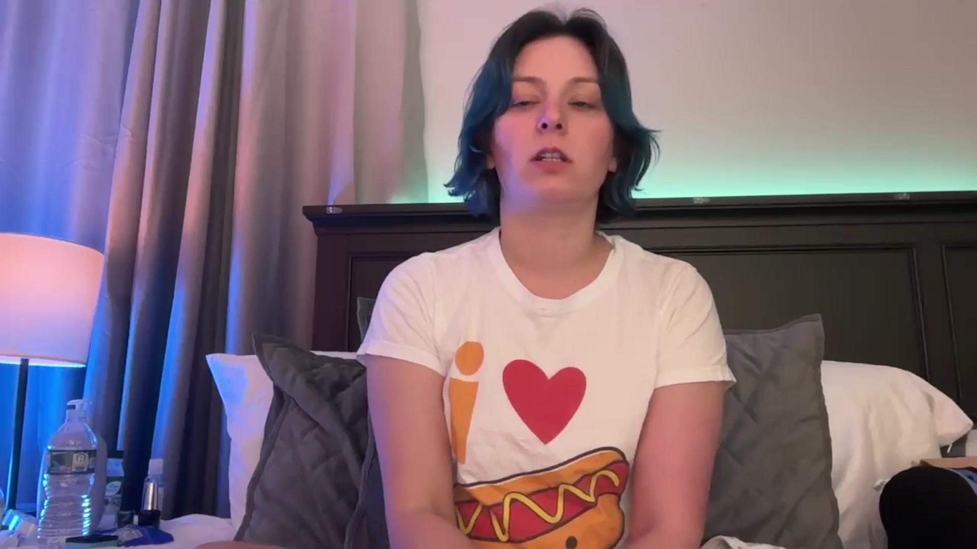 Gallery image thumbnail from EmmyLove's myfreecams stream on, 01/29/2025, 06:15 image 2 of 20
