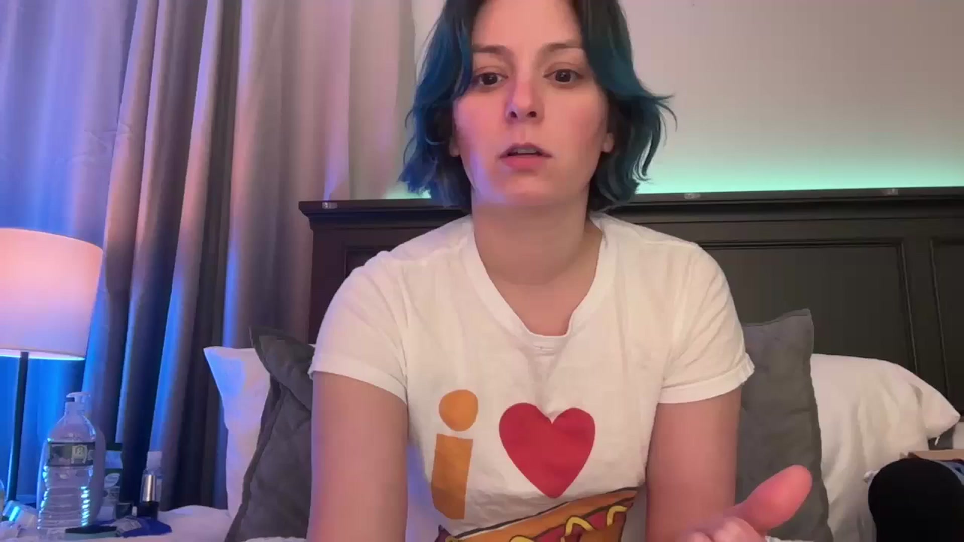 Gallery image thumbnail from EmmyLove's myfreecams stream on, 01/29/2025, 06:15 image 10 of 20