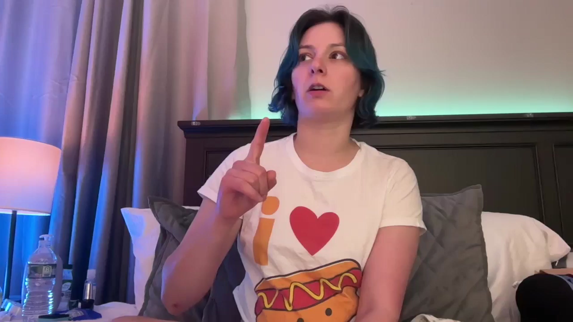 Gallery image thumbnail from EmmyLove's myfreecams stream on, 01/29/2025, 06:15 image 1 of 20