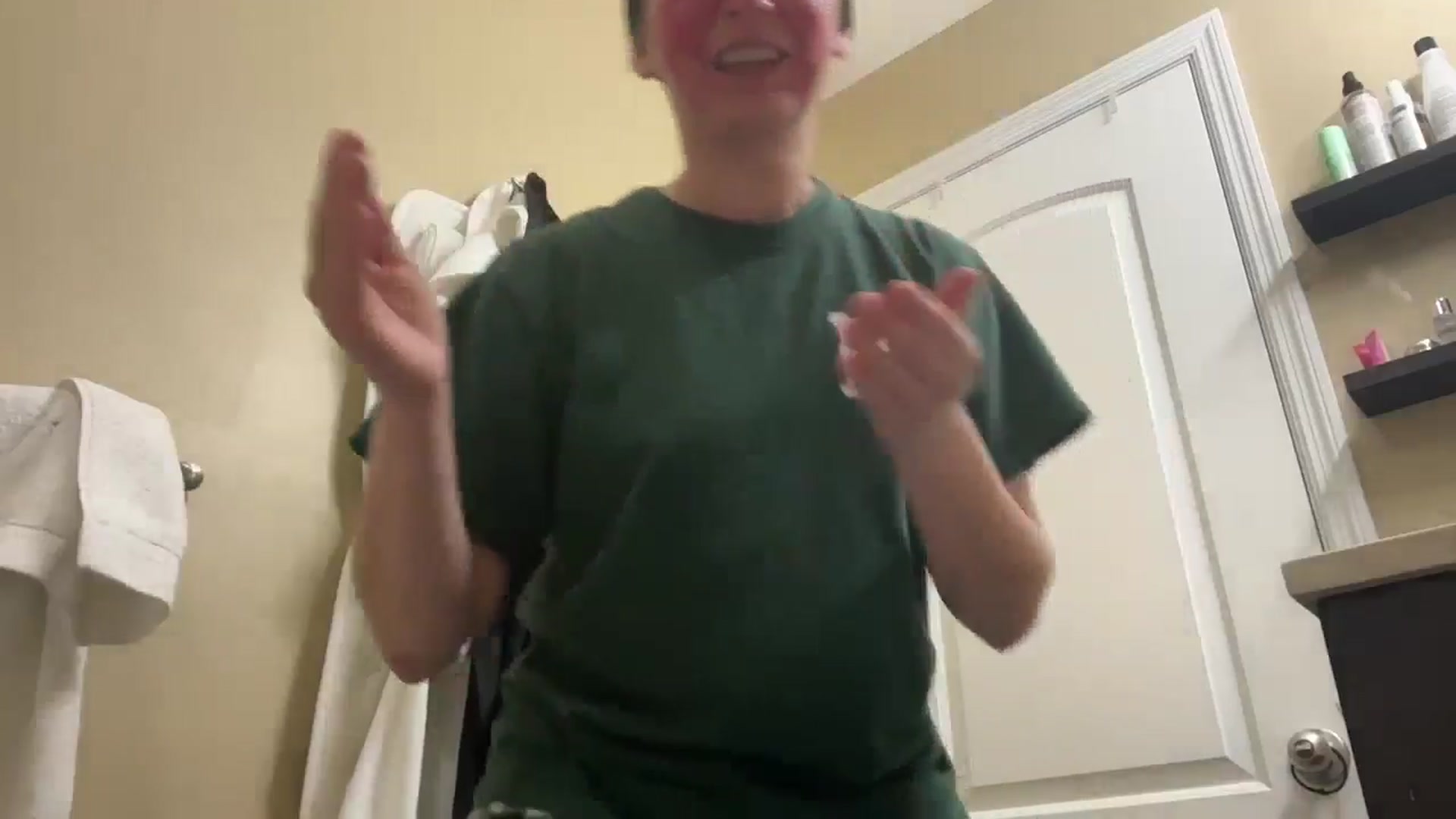 Gallery image thumbnail from EmmyLove's myfreecams stream on, 02/20/2025, 06:51 image 10 of 20