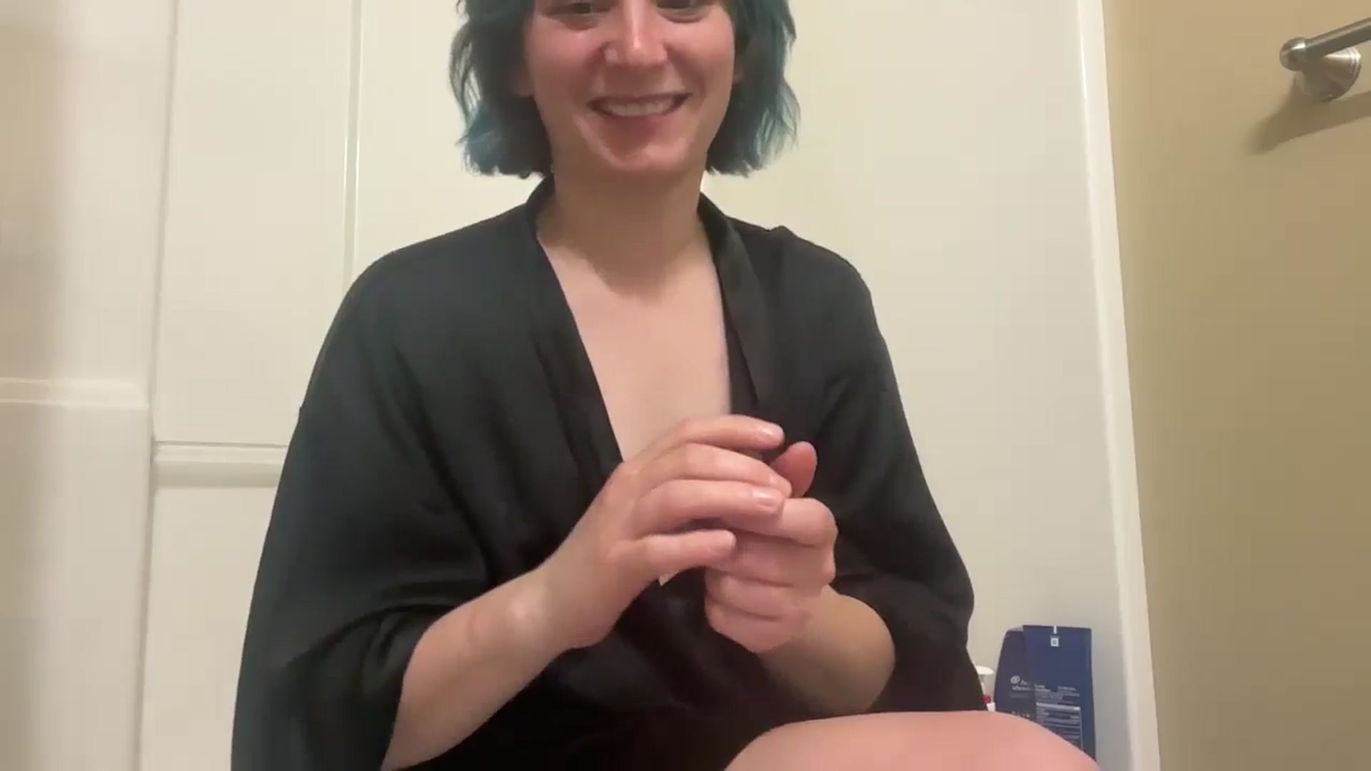 Gallery image thumbnail from EmmyLove's myfreecams stream on, 02/25/2025, 06:08 image 12 of 20