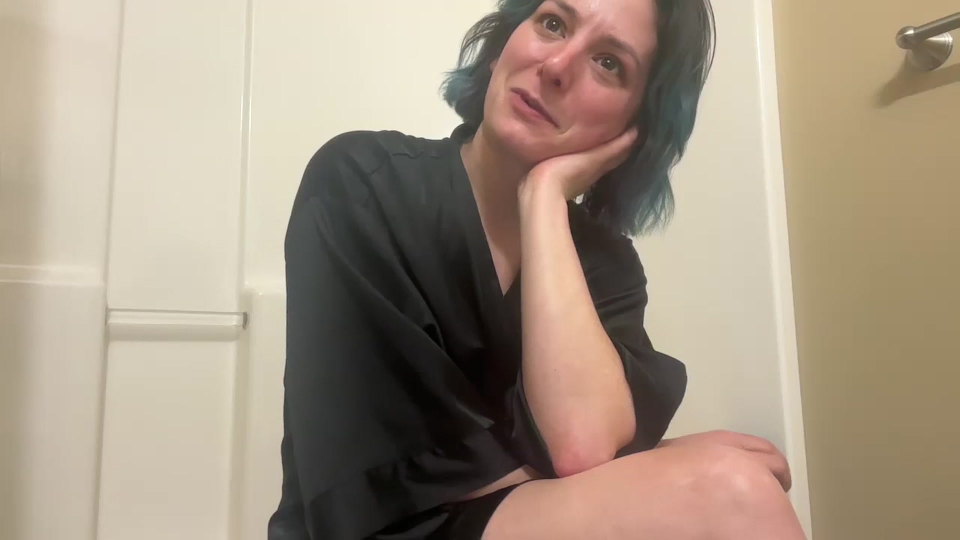 Gallery image thumbnail from EmmyLove's myfreecams stream on, 02/25/2025, 06:08 image 14 of 20
