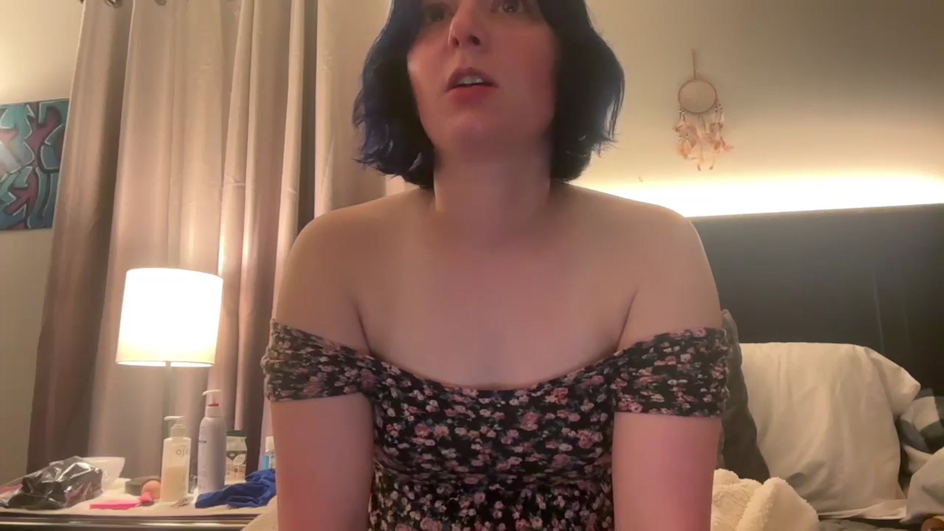 Gallery image thumbnail from EmmyLove's myfreecams stream on, 03/11/2025, 05:49 image 13 of 20