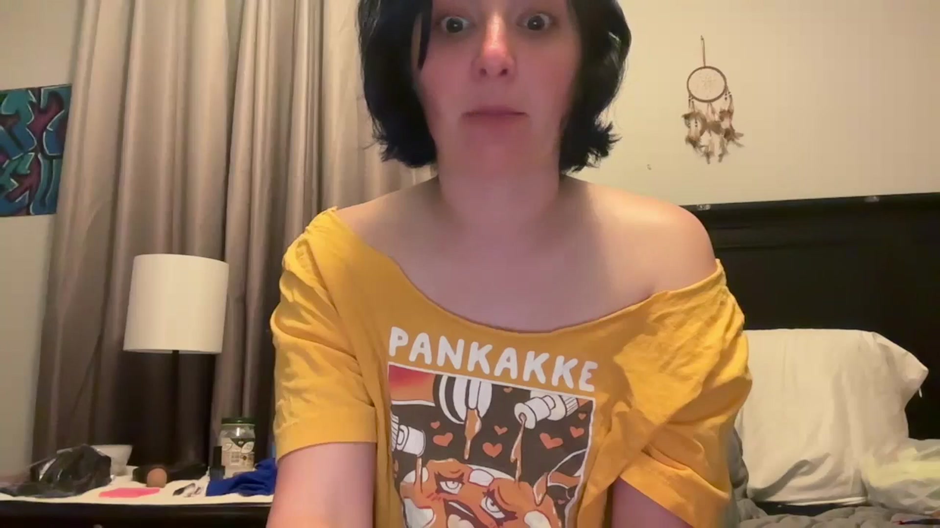 Gallery image thumbnail from EmmyLove's myfreecams stream on, 03/12/2025, 05:11 image 15 of 20