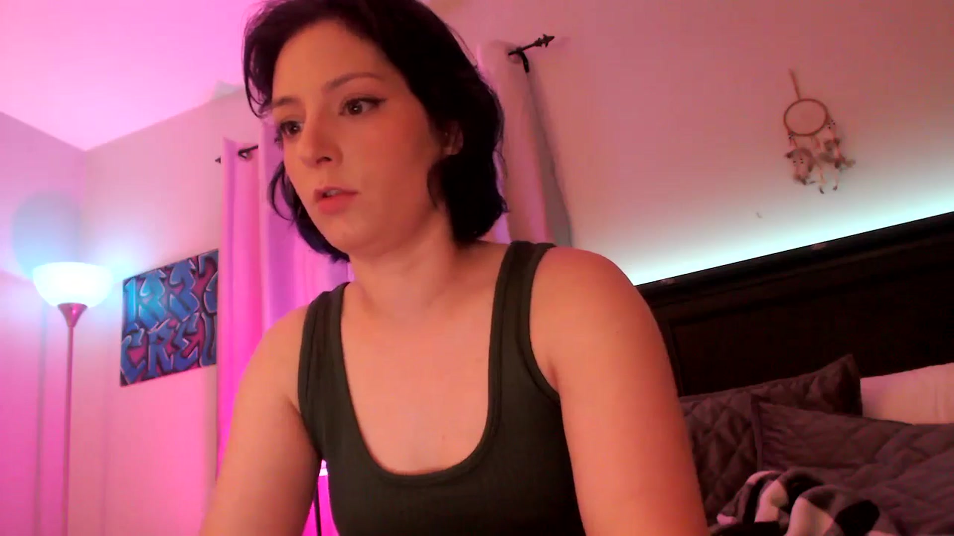 Gallery image thumbnail from EmmyLove's myfreecams stream on, 03/14/2025, 04:10 image 18 of 20