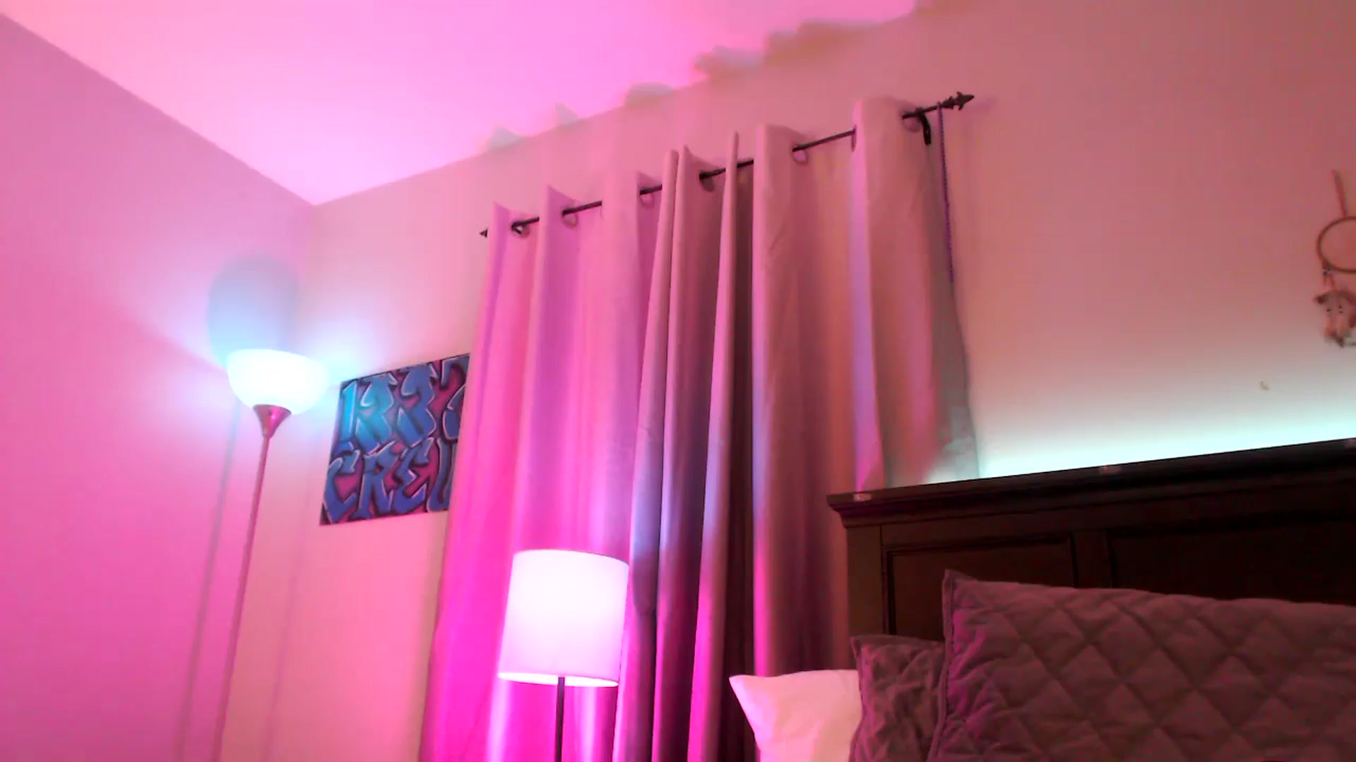 Gallery image thumbnail from EmmyLove's myfreecams stream on, 03/14/2025, 06:41 image 19 of 20