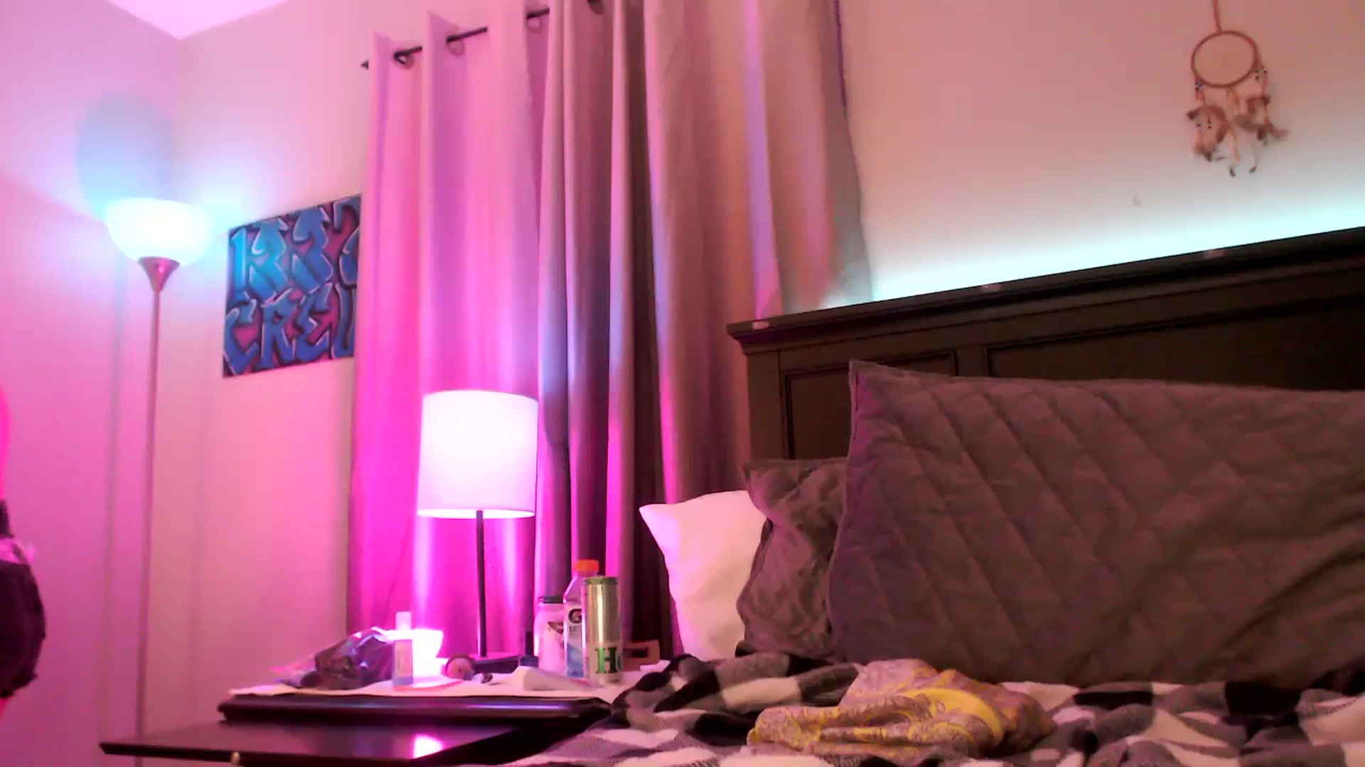 Gallery image thumbnail from EmmyLove's myfreecams stream on, 03/15/2025, 05:22 image 11 of 20