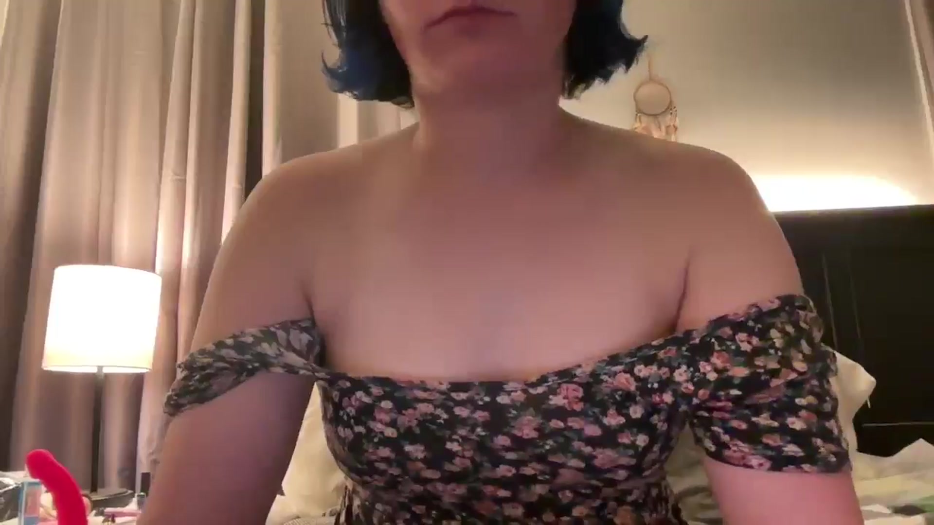 Gallery image thumbnail from EmmyLove's myfreecams stream on, 03/16/2025, 06:54 image 11 of 20