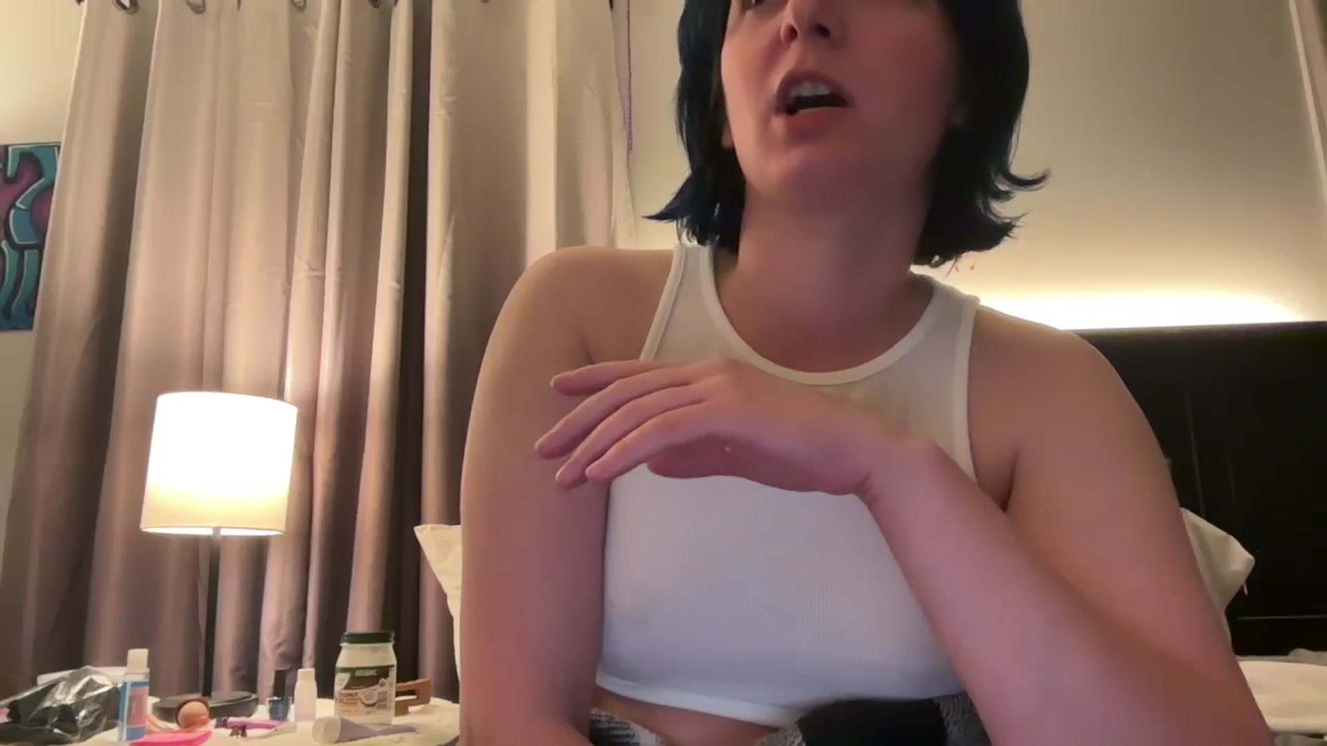 Gallery image thumbnail from EmmyLove's myfreecams stream on, 03/18/2025, 08:11 image 8 of 20