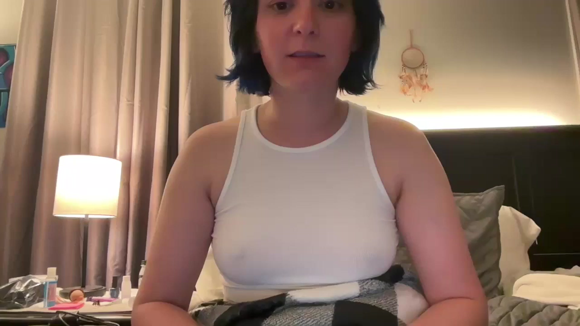 Gallery image thumbnail from EmmyLove's myfreecams stream on, 03/18/2025, 08:11 image 3 of 20